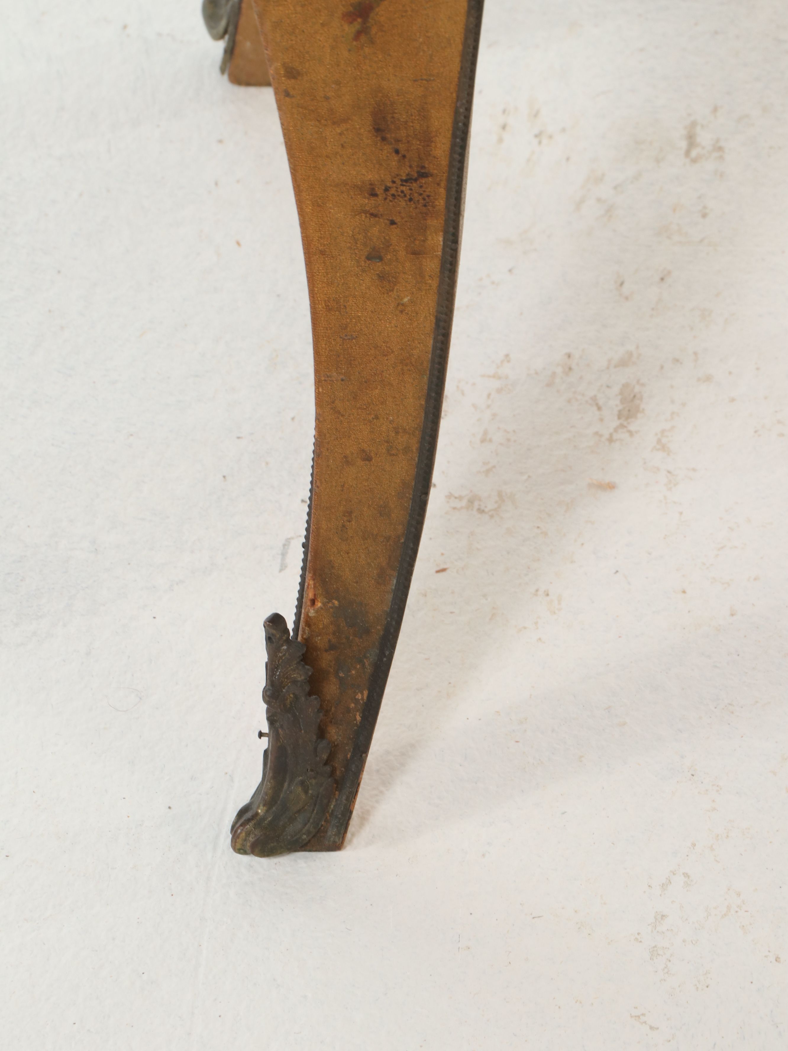 Robert Mitchell Louis XV Style Gilt and Paint-Decorated Vitrine, 20th Century