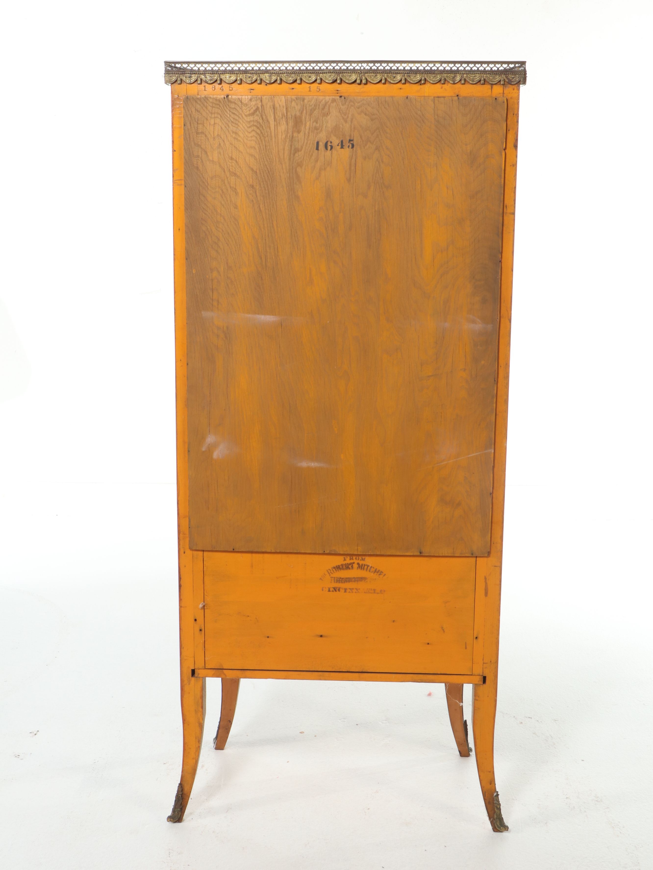 Robert Mitchell Louis XV Style Gilt and Paint-Decorated Vitrine, 20th Century