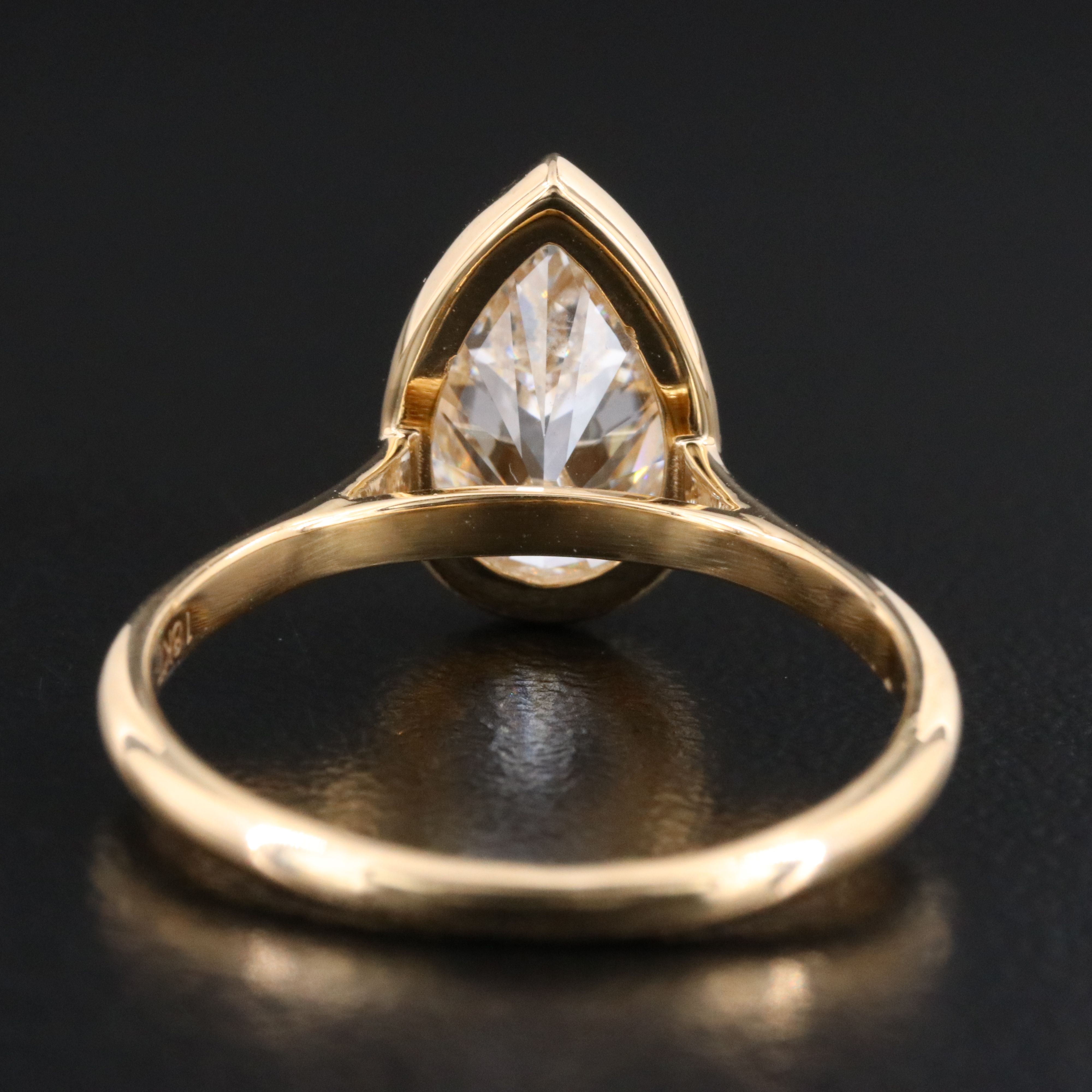 18K 2.02 CT Lab Grown Diamond Solitaire Ring with IGI Report