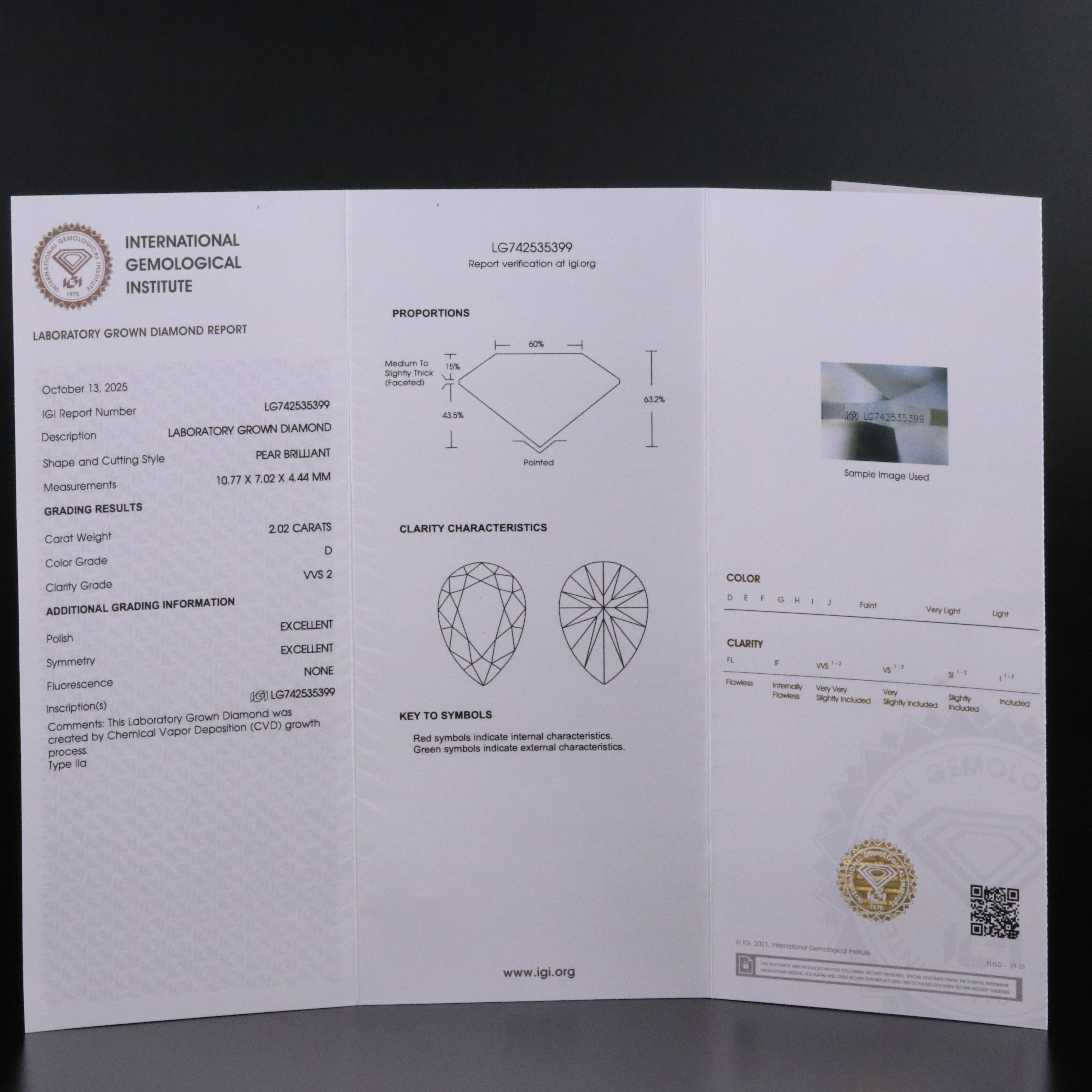 18K 2.02 CT Lab Grown Diamond Solitaire Ring with IGI Report