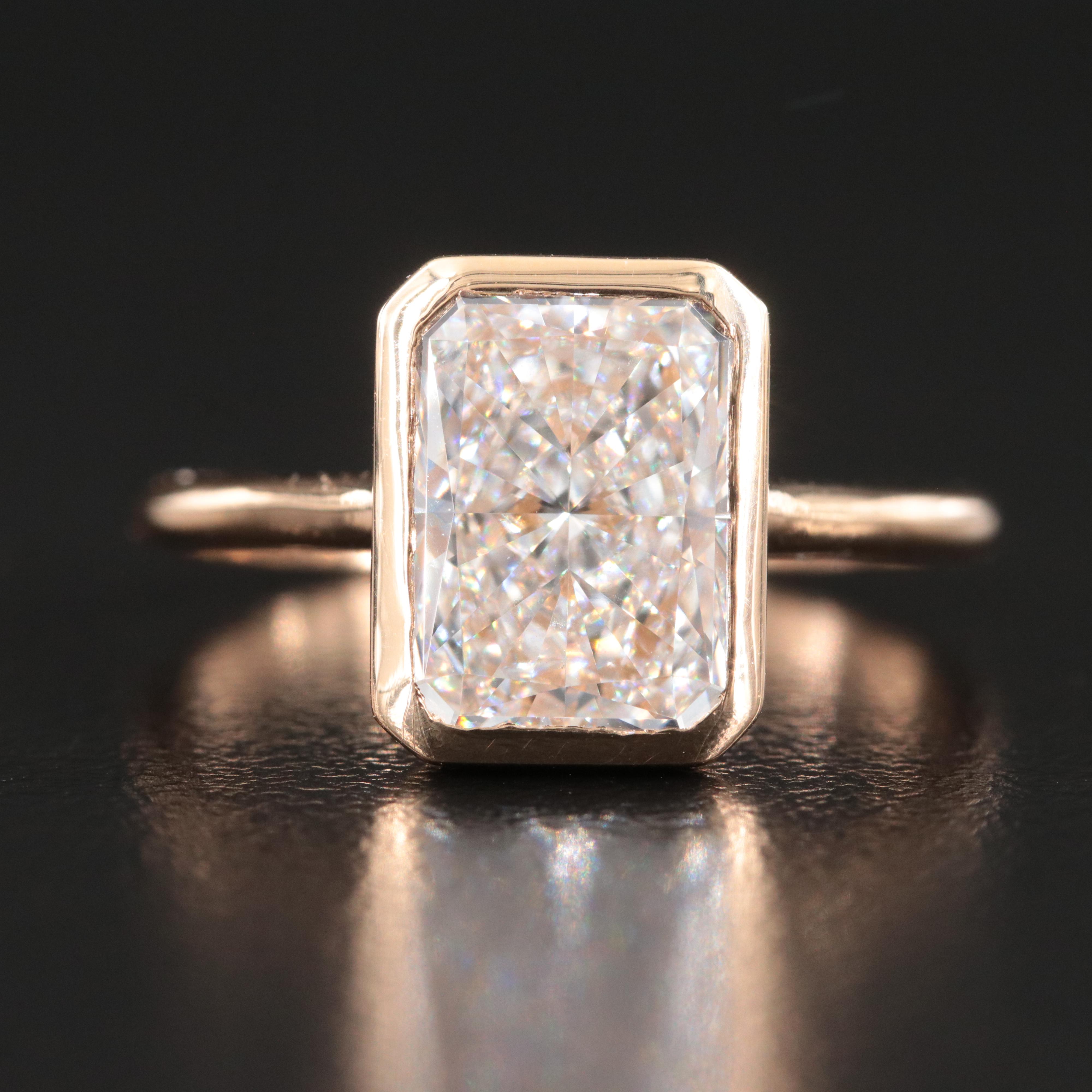 18K 3.05 CT Lab Grown Diamond Solitaire Ring with IGI Report