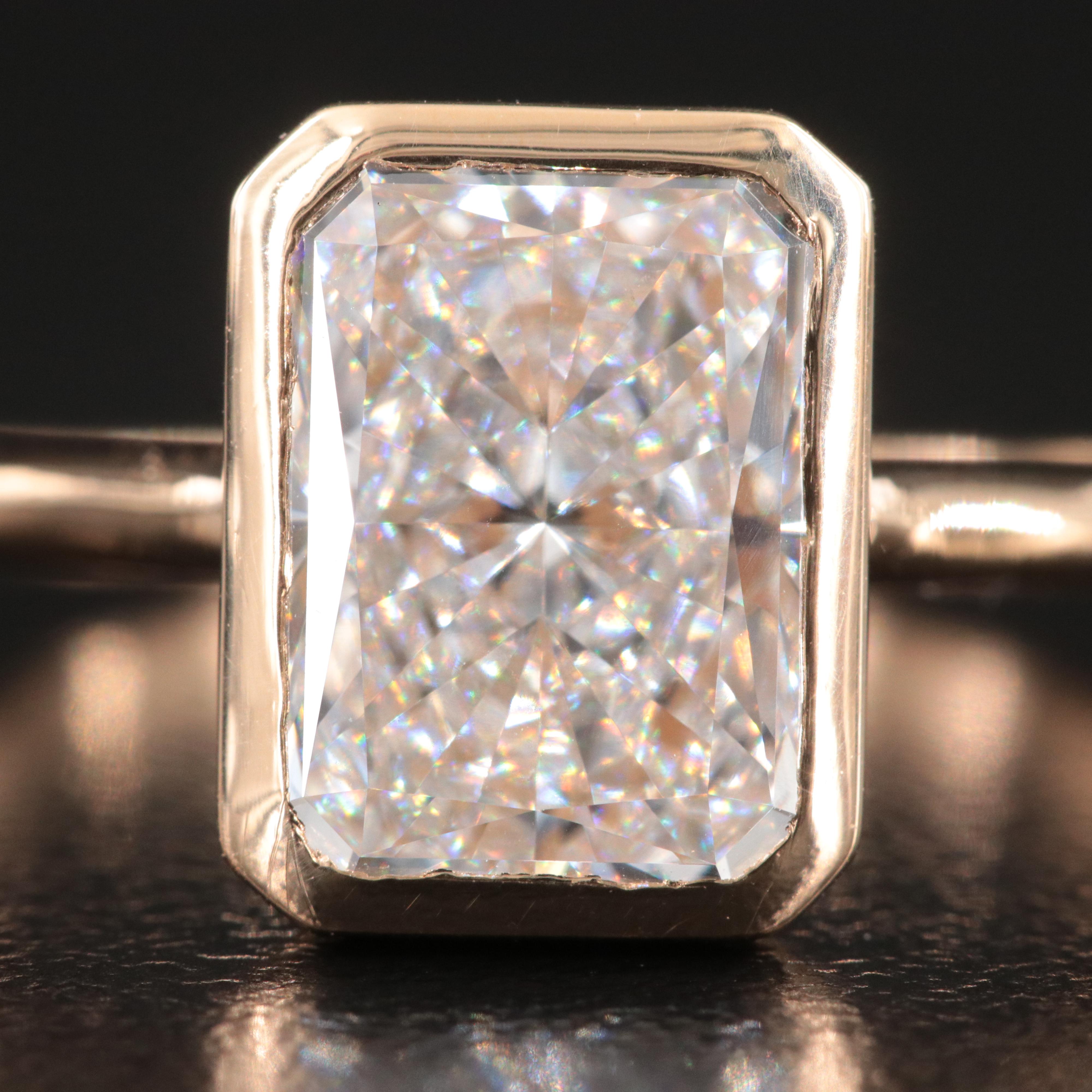 18K 3.05 CT Lab Grown Diamond Solitaire Ring with IGI Report