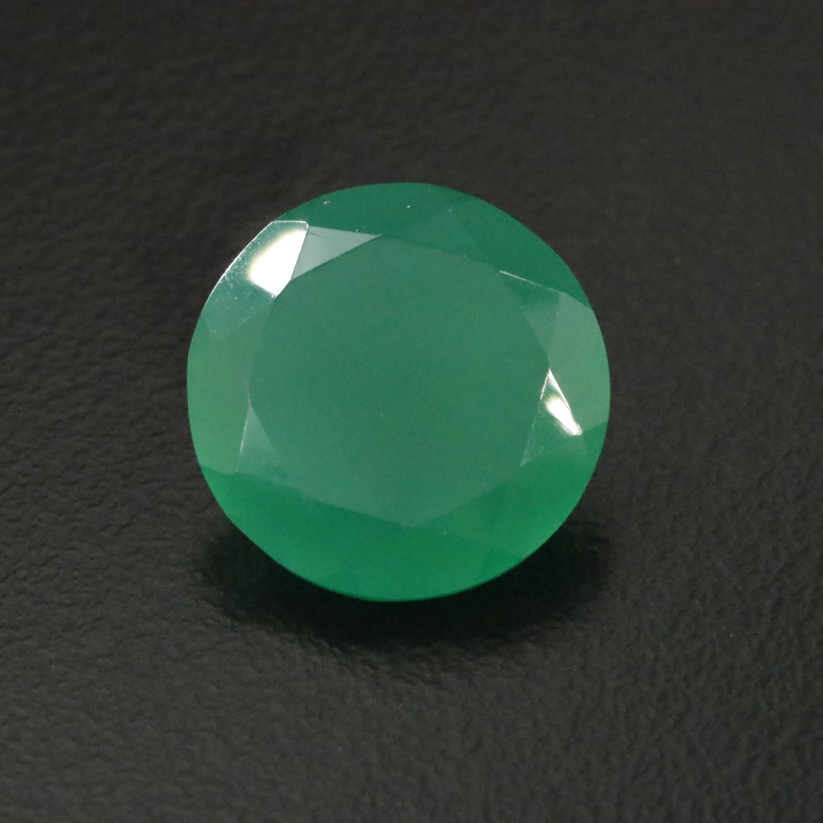 Loose 7.63 CT Chalcedony