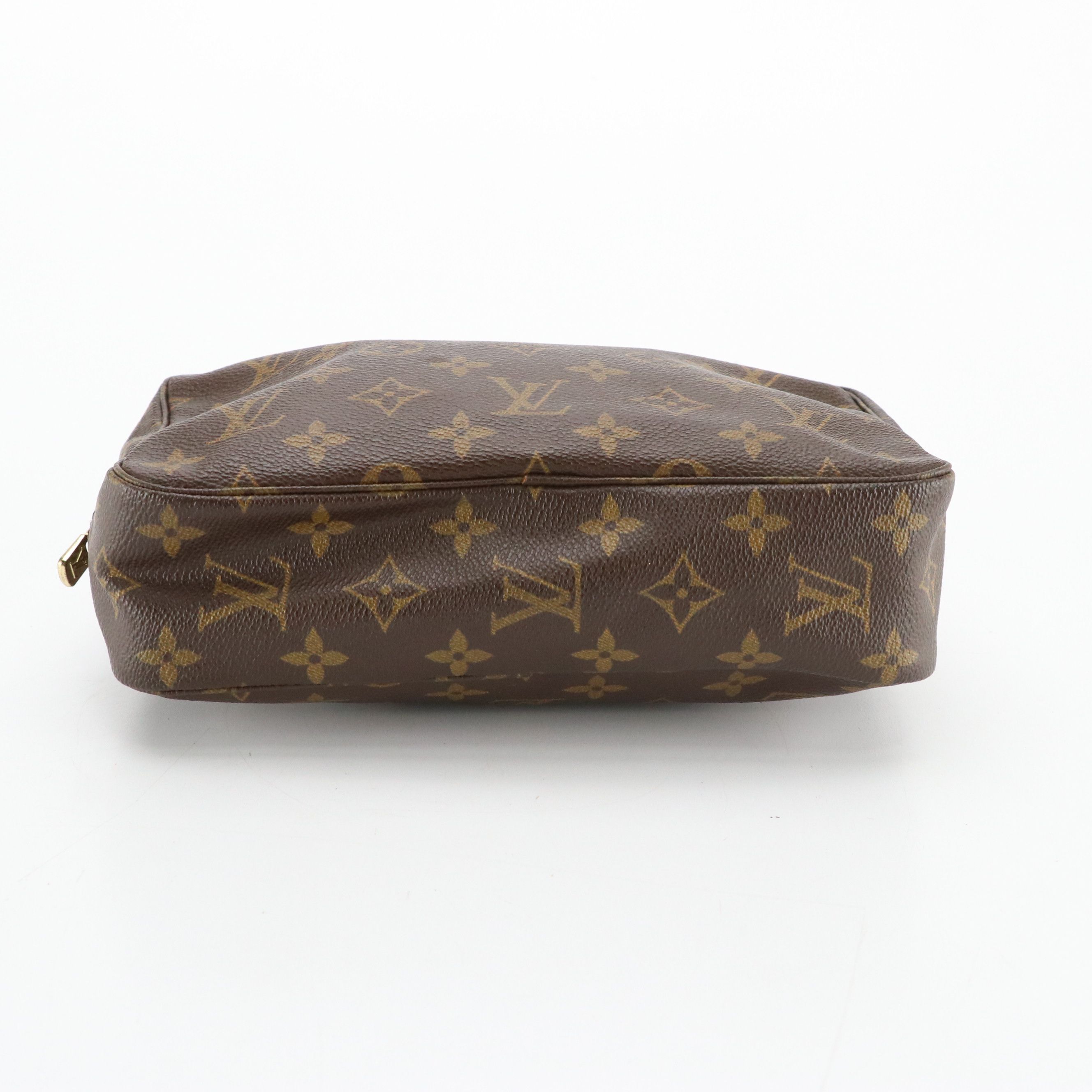 Louis Vuitton Trousse Toilette 23 in Monogram Canvas