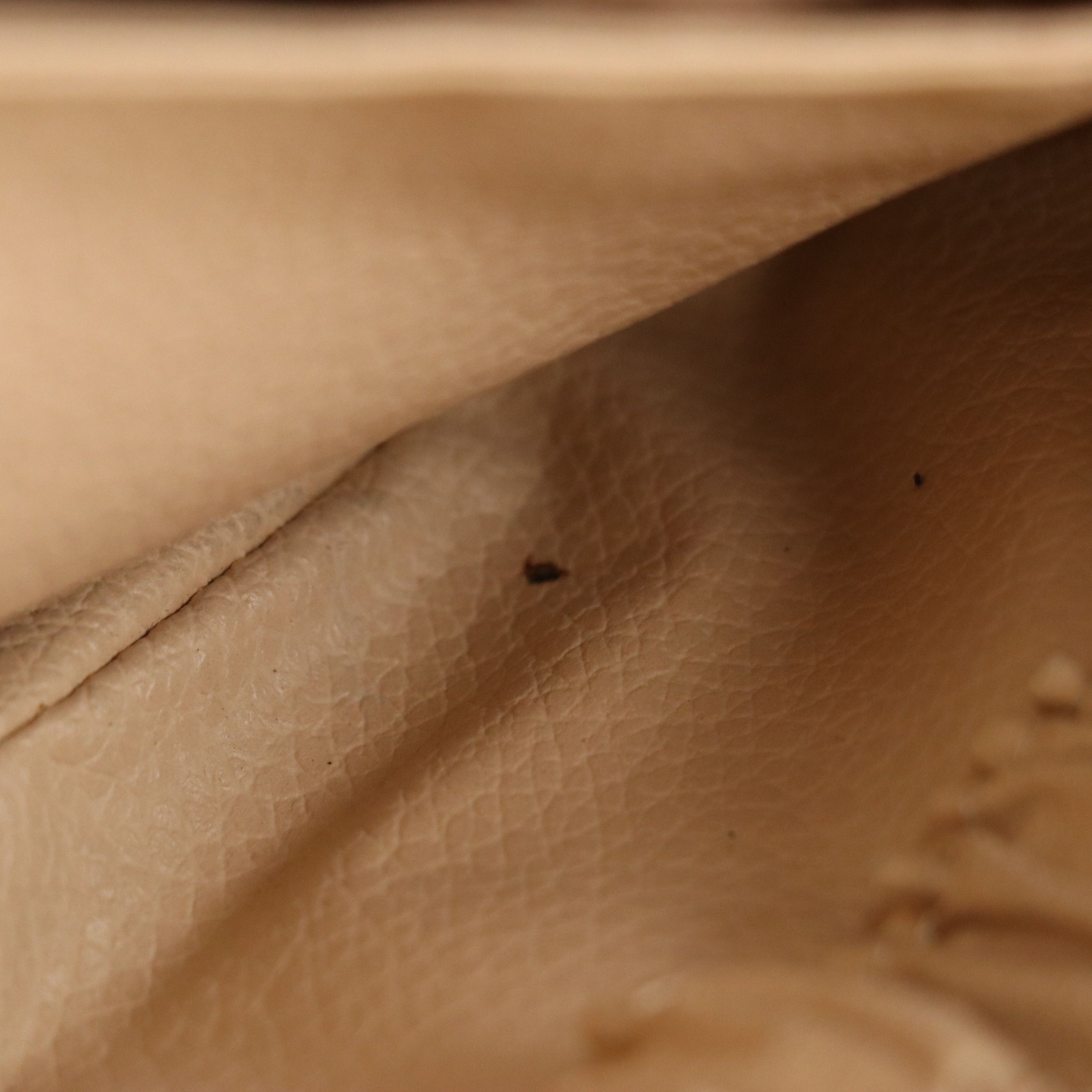 Louis Vuitton Trousse Toilette 23 in Monogram Canvas