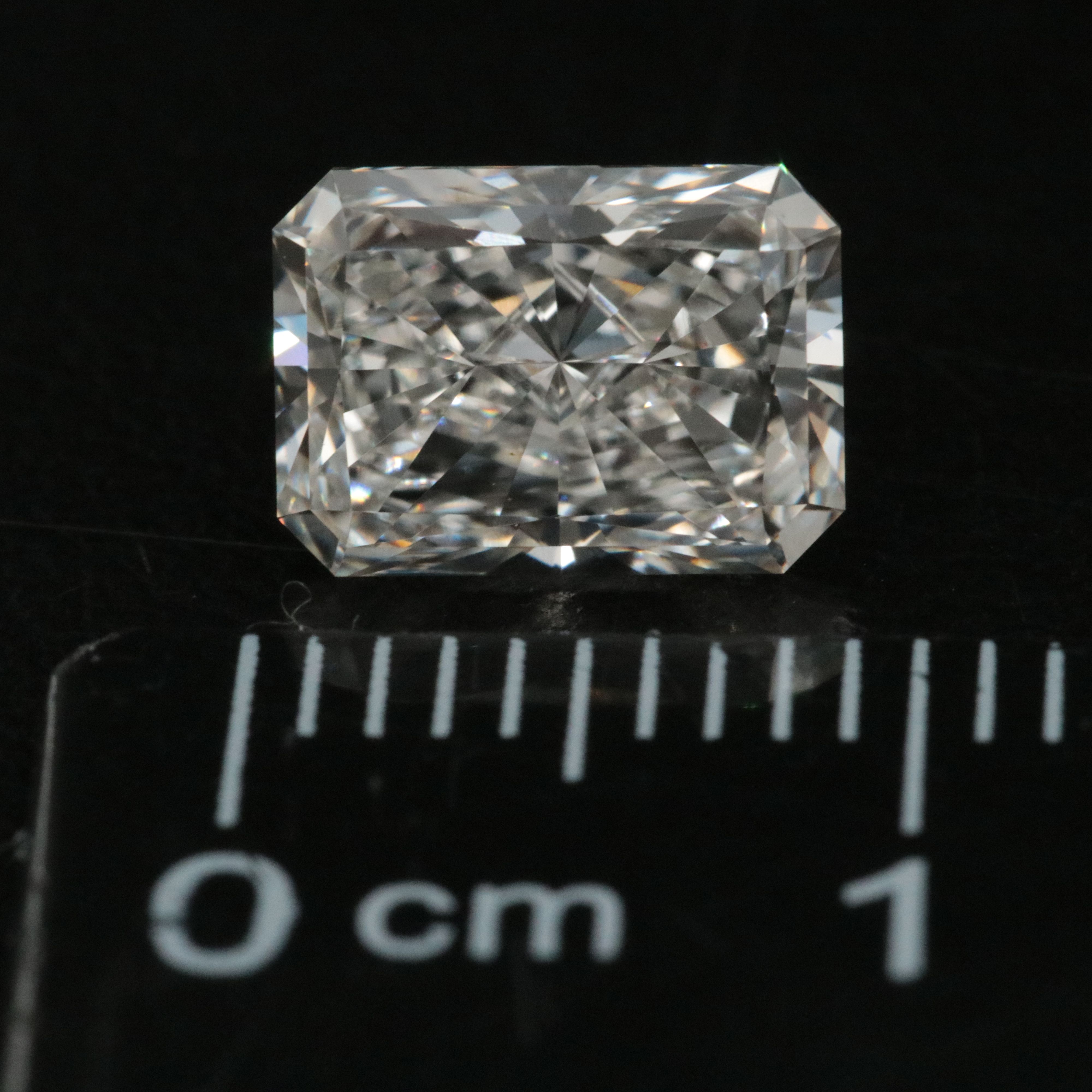 Loose 1.93 CT Lab Grown Diamond with IGI Report