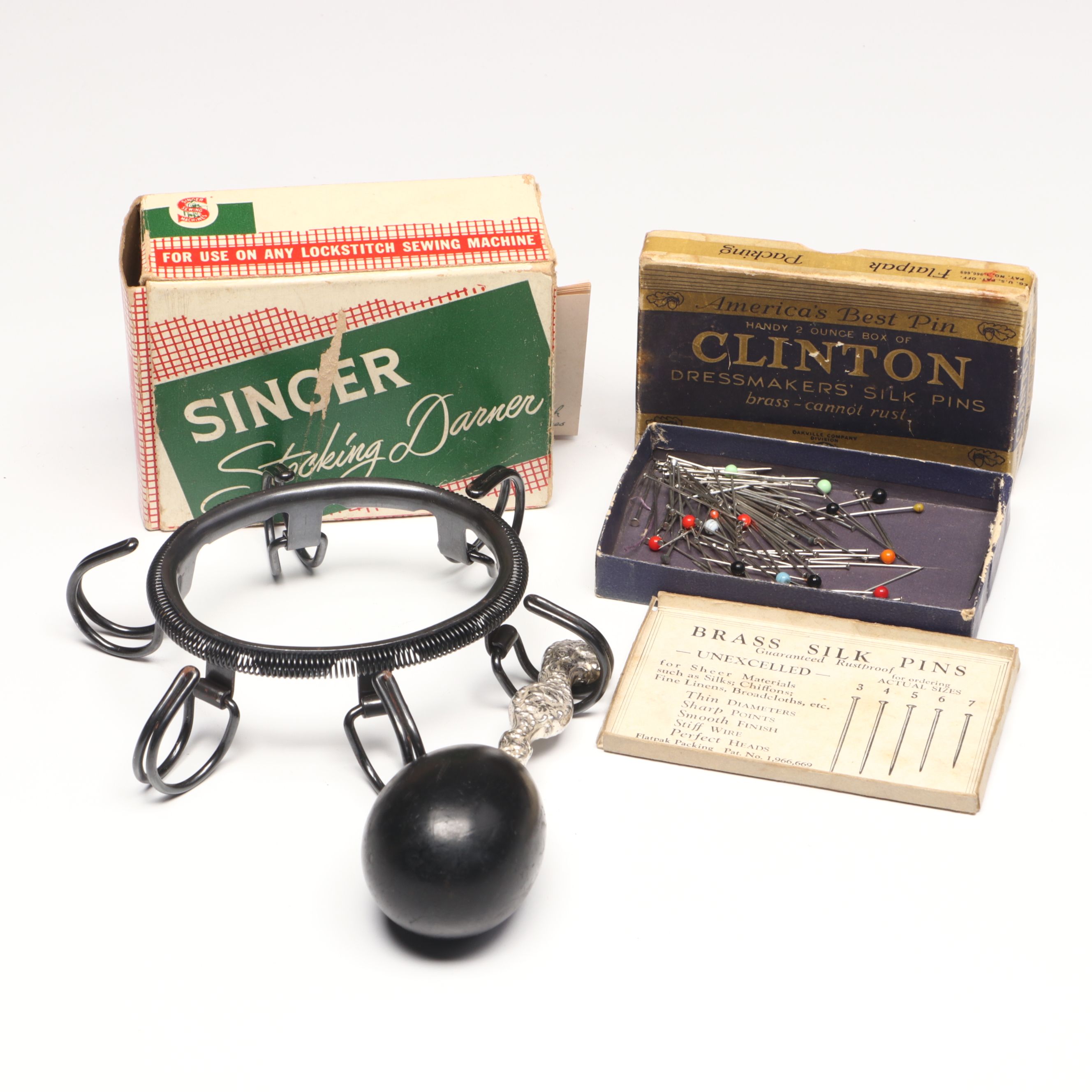 Nostalgic Memorabilia of Yesteryear (26TSC119) | EBTH