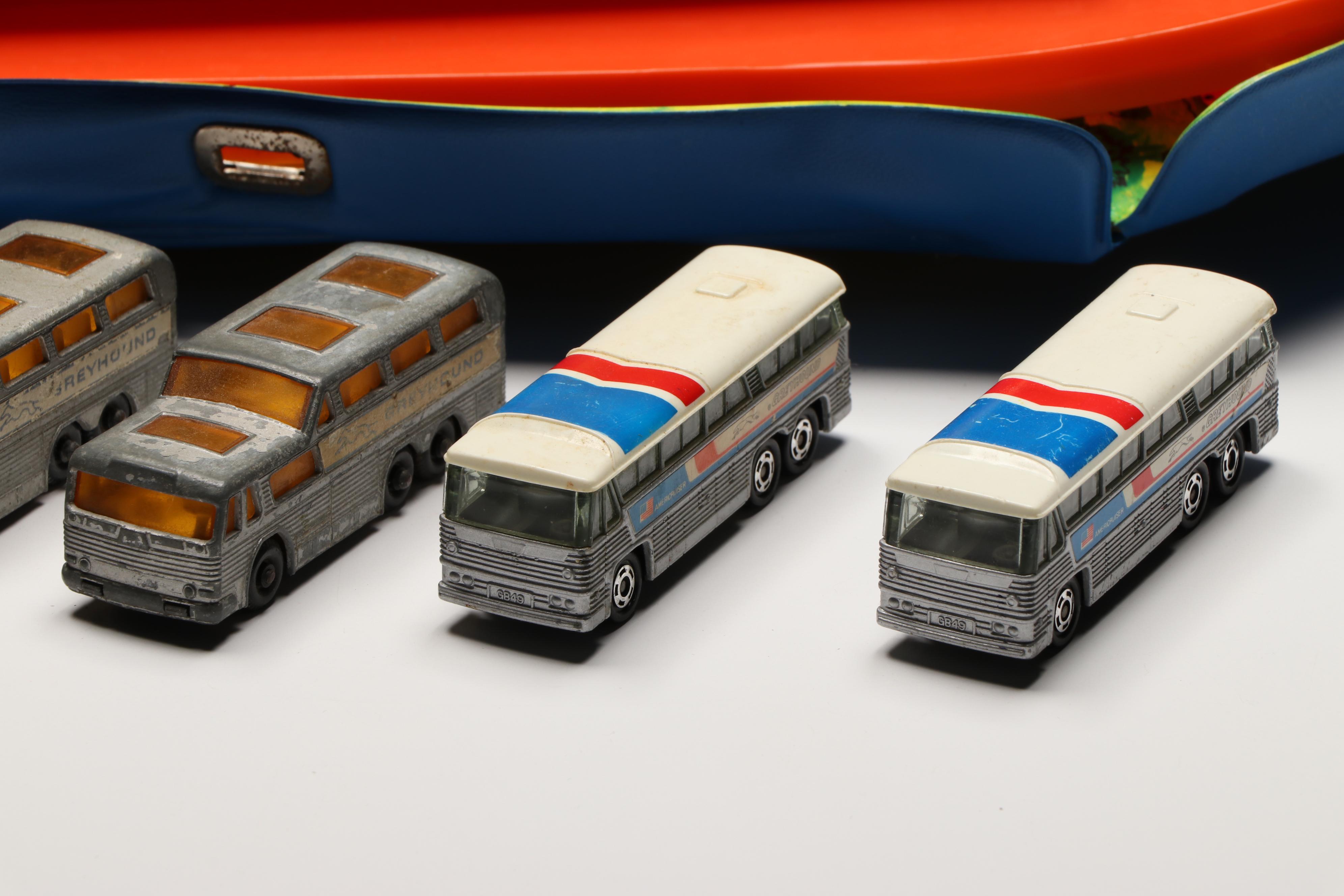 Matchbox City Play Set with Carry Cases and Other Diecast Toy Cars