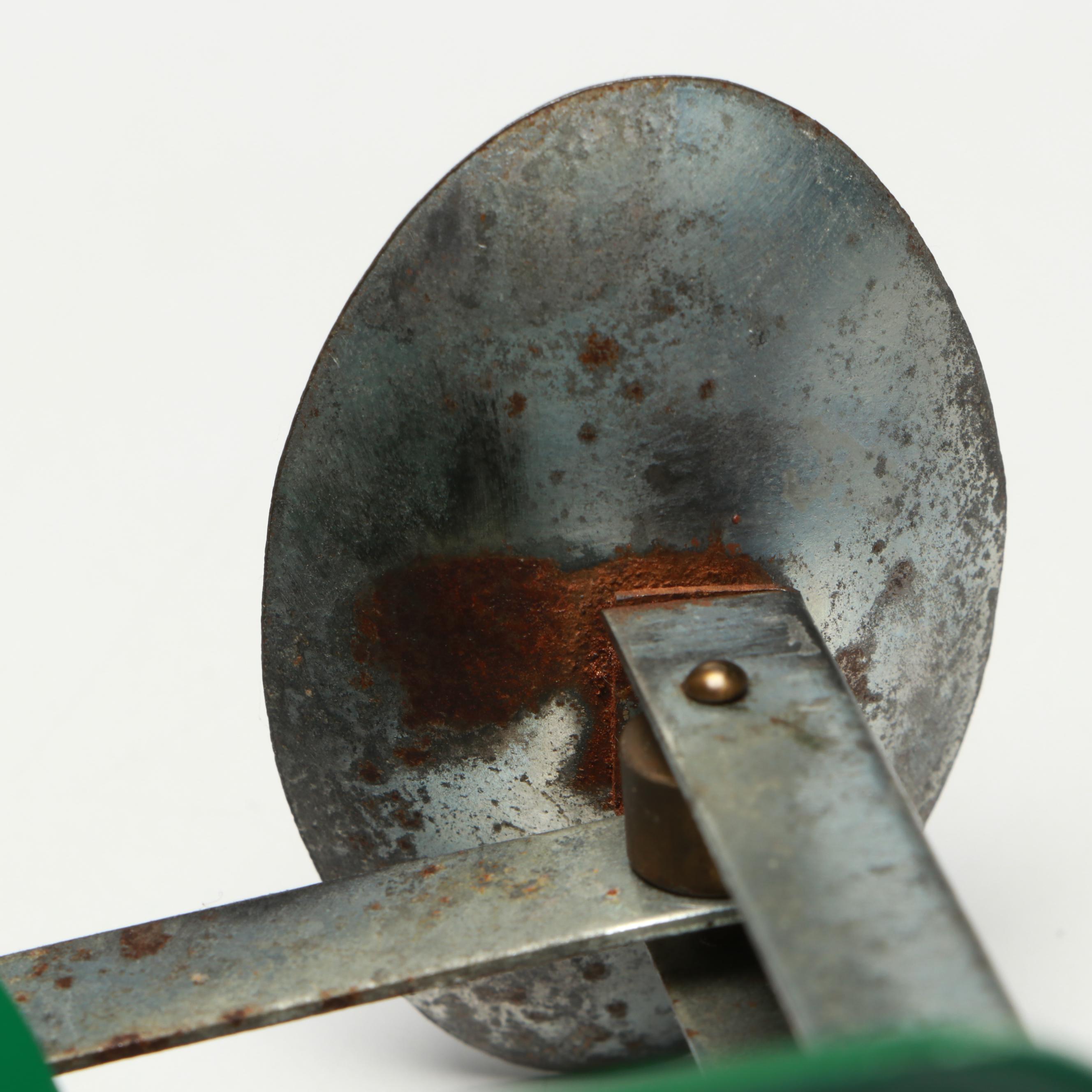 Vintage "Jiffy-Way" Metal Egg Scale, Mid-20th Century