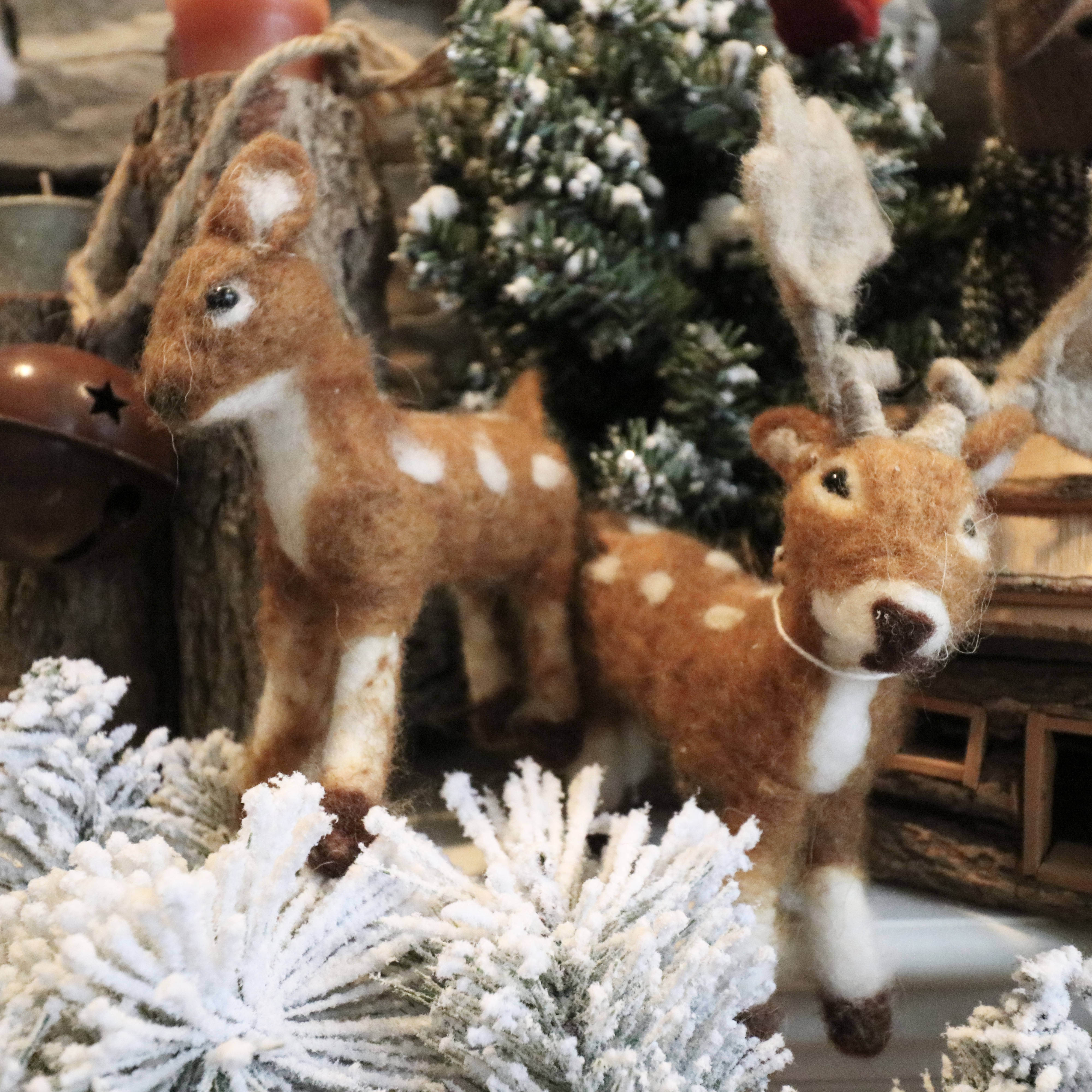 Woodland Christmas Mantel Decor with Flocked Garland