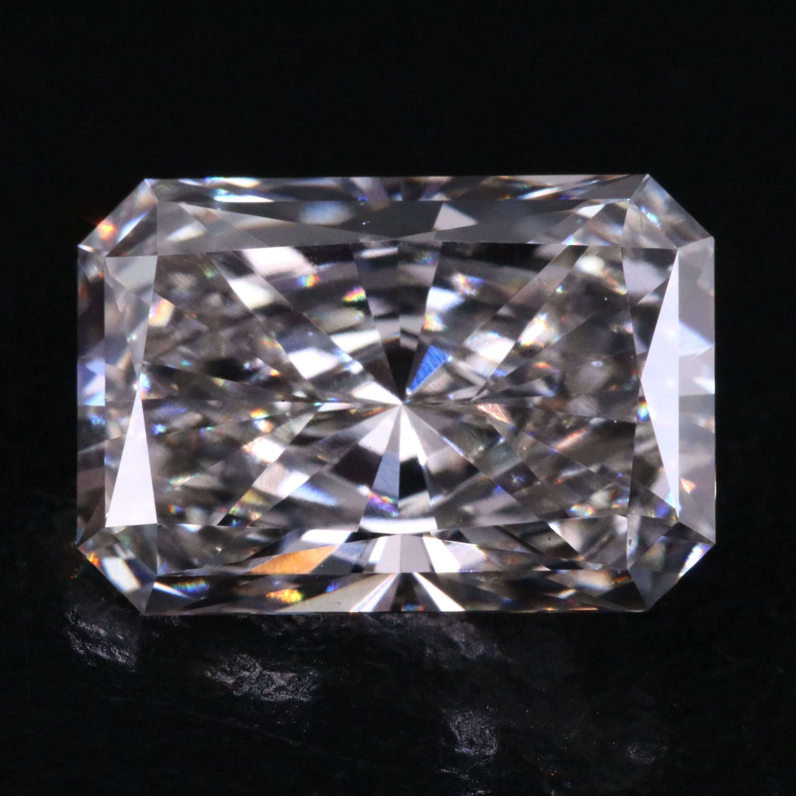 Loose 4.01 CT Lab Grown Diamond with IGI Report