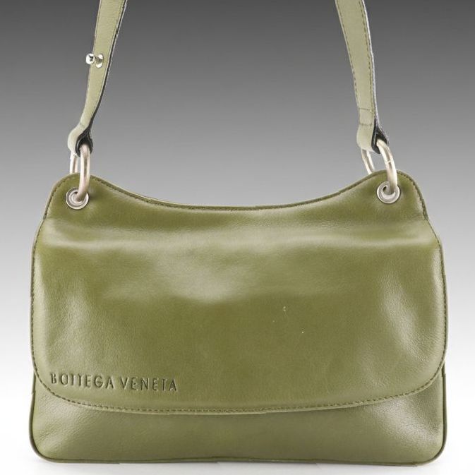 Bottega Veneta Vintage Trio Pocket Shoulder Bag in Olive Green Lambskin Leather