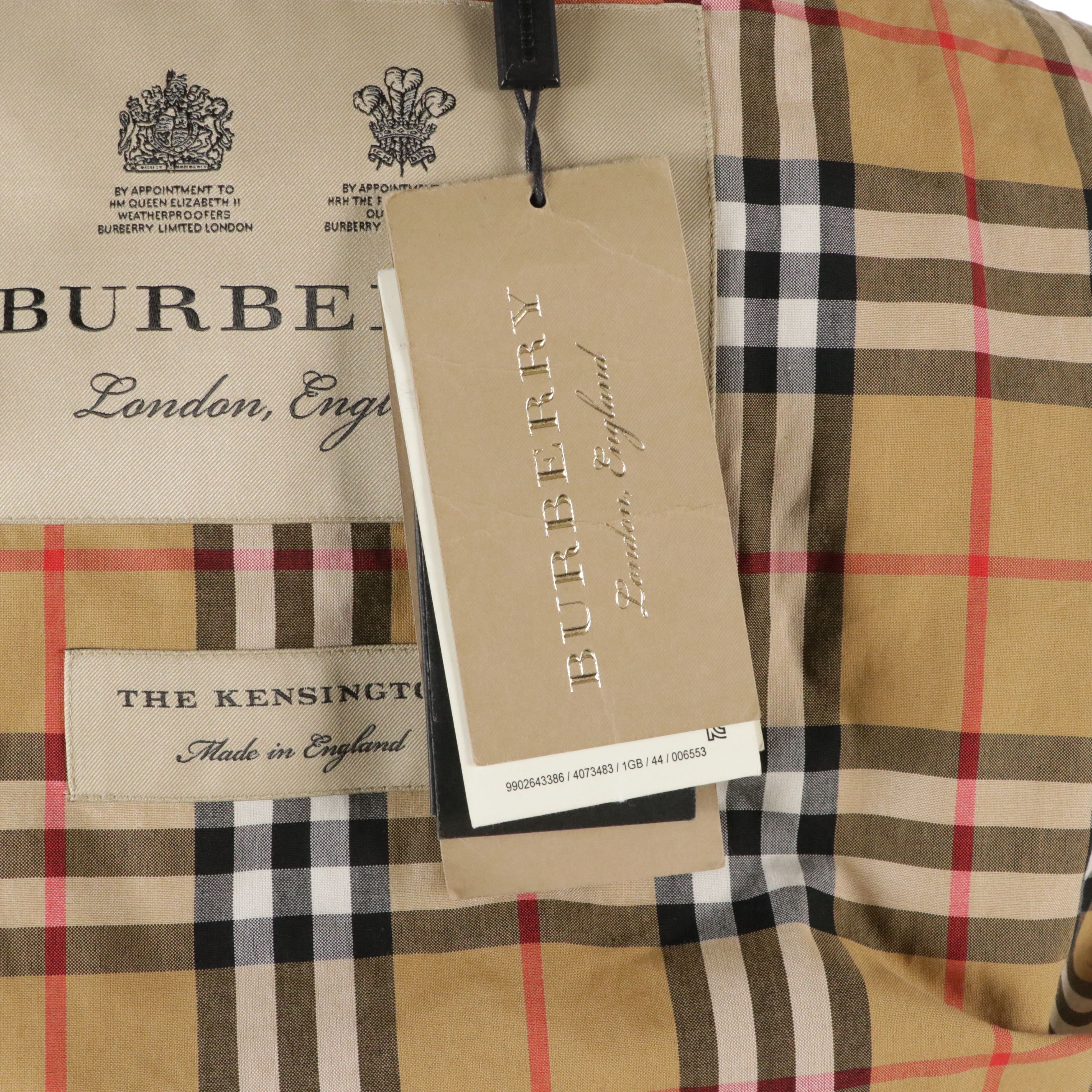Men's Burberry Kensington Heritage Short Trench Coat with Tag