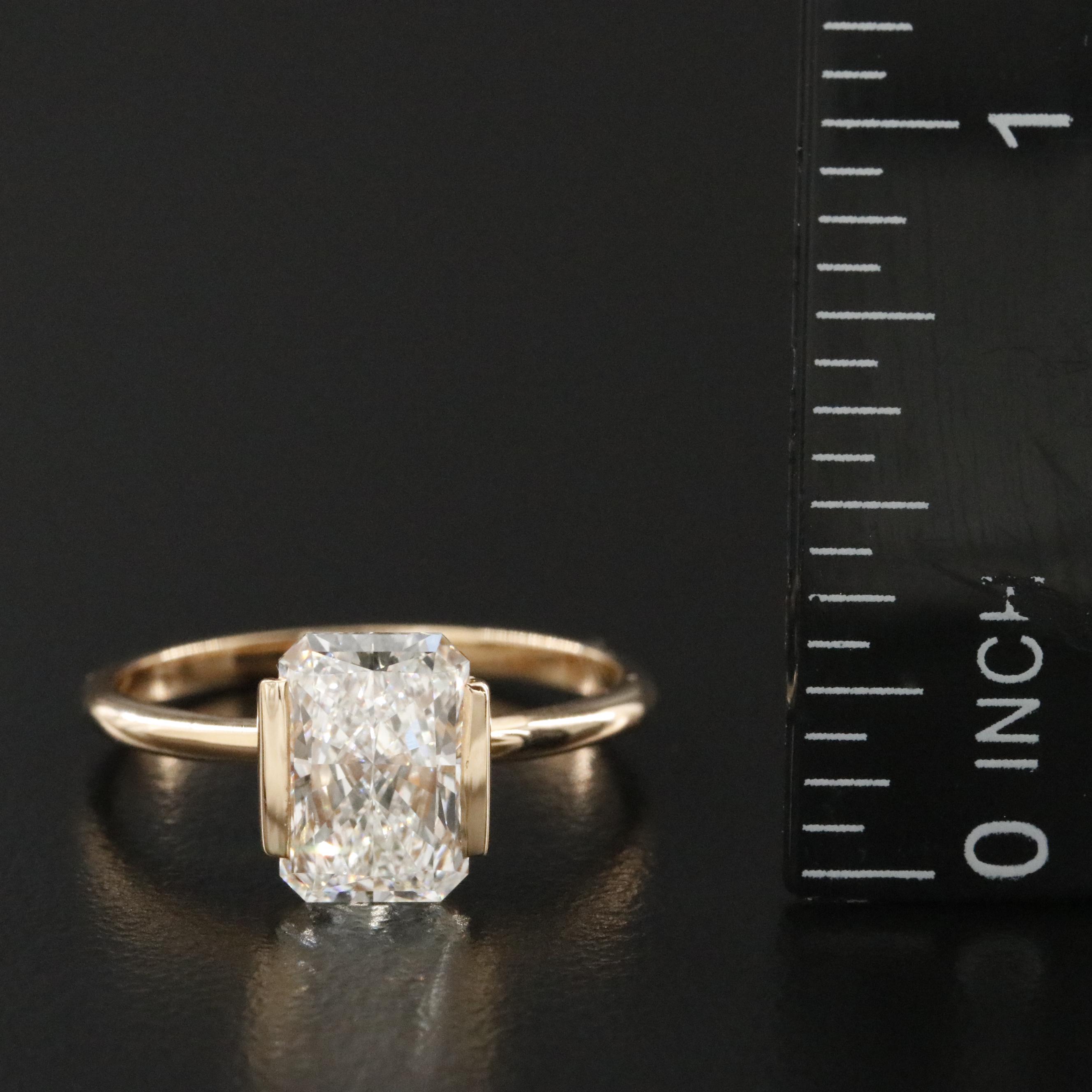 18K 2.09 CT Lab Grown Diamond Solitaire Ring with IGI Report