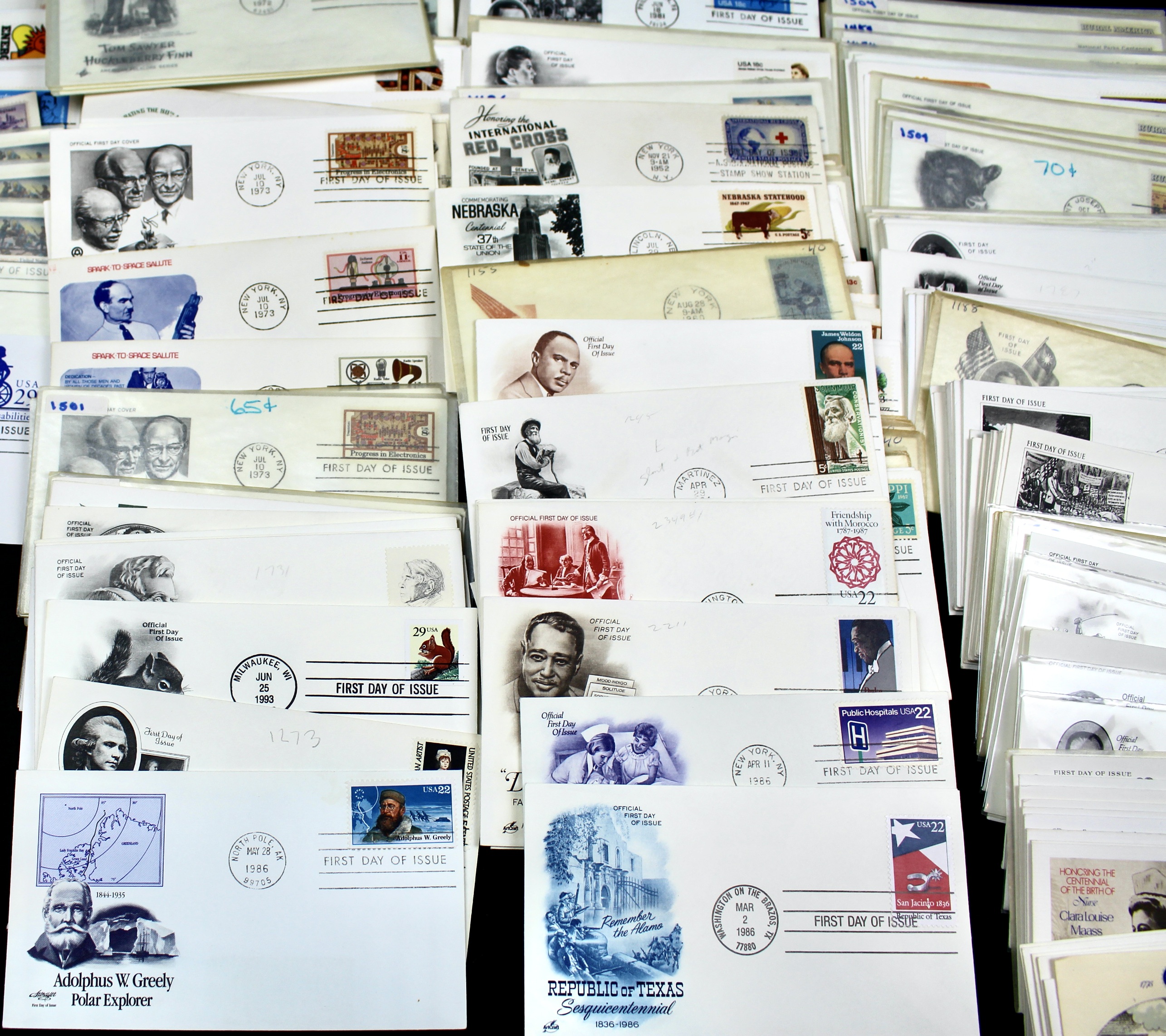 350 U.S. First Day Covers, All with Cachets, Unaddressed
