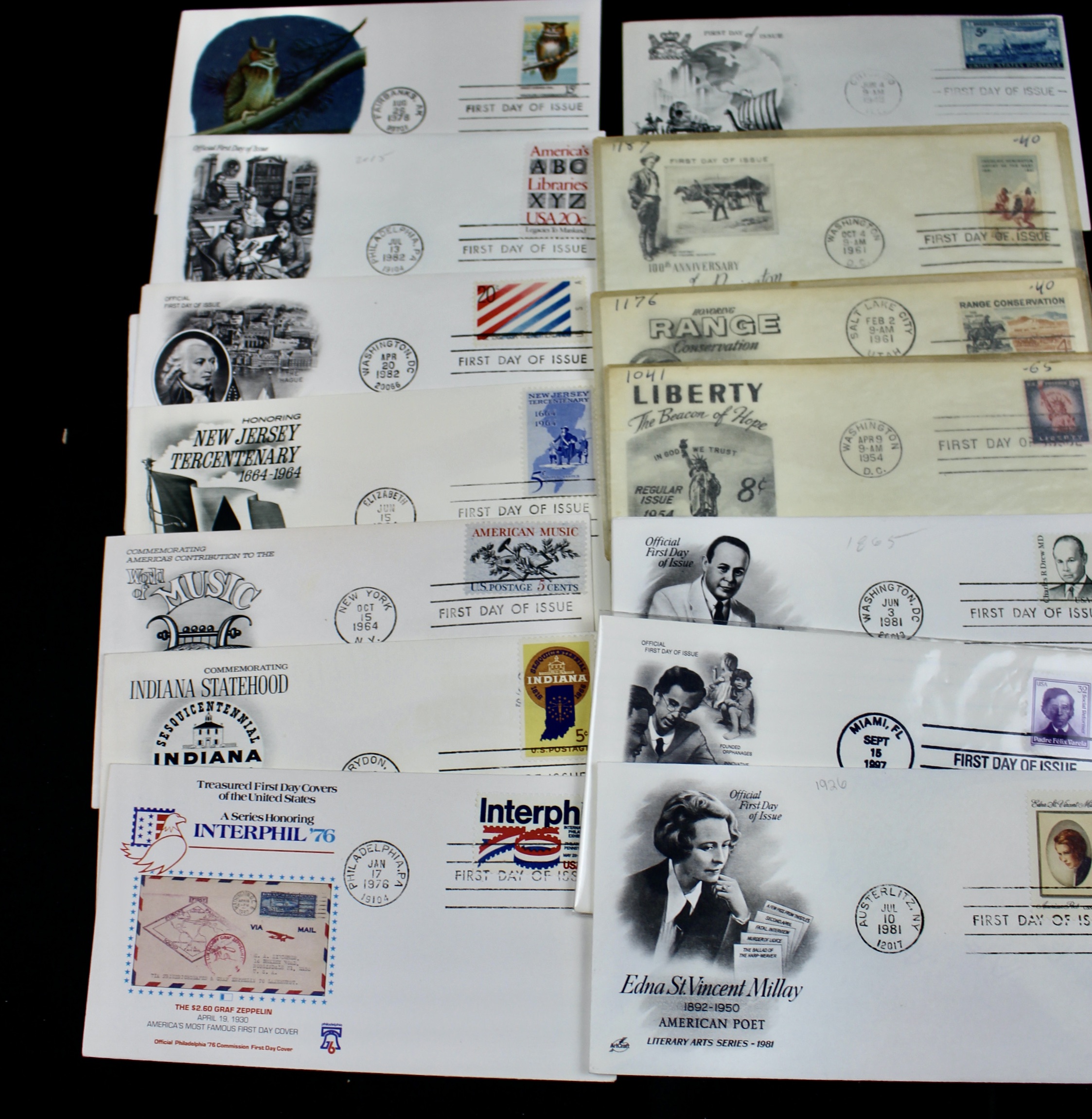350 U.S. First Day Covers, All with Cachets, Unaddressed