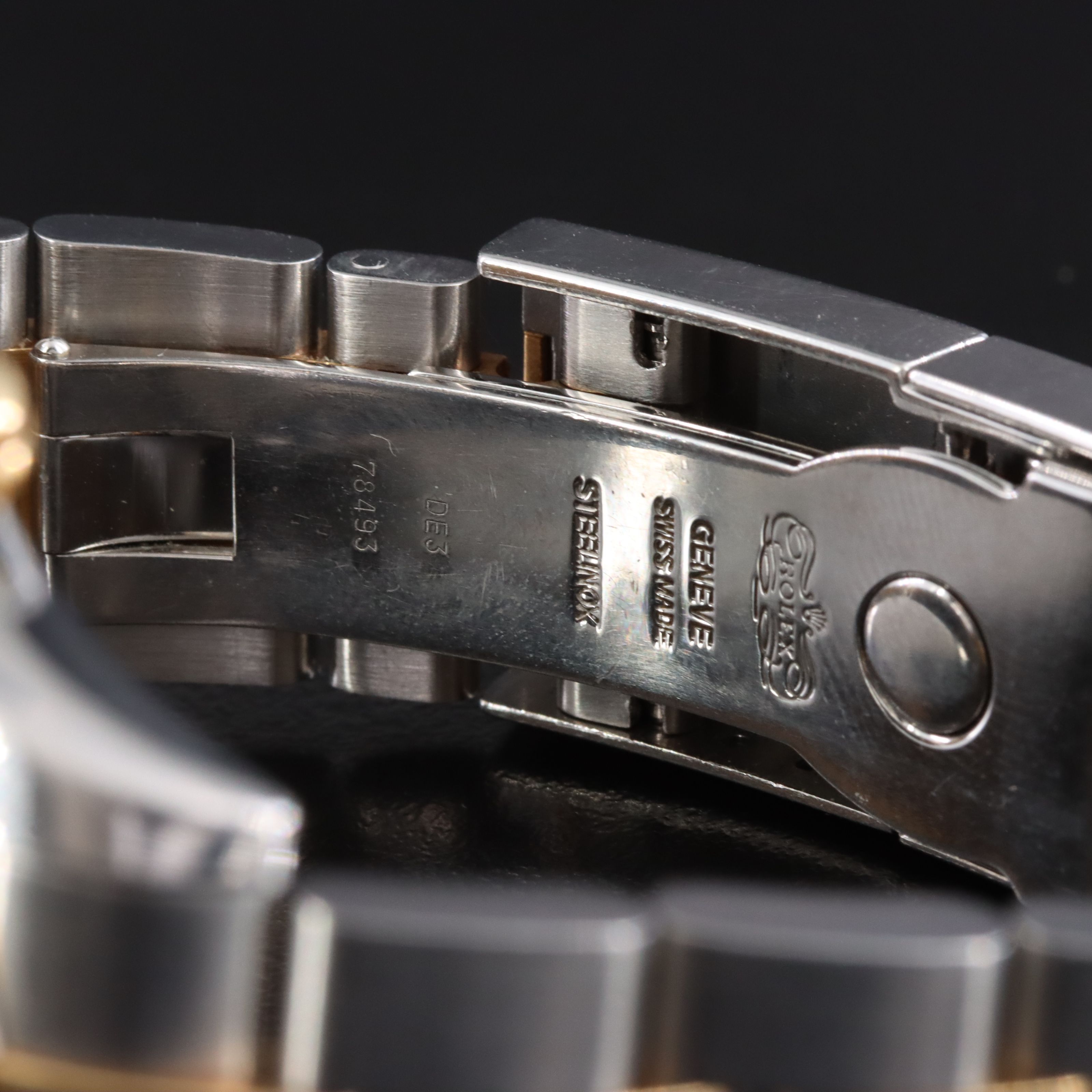 2000 Rolex Cosmograph Daytona  Black Serti Diamond Dial Two Tone 116523 Watch