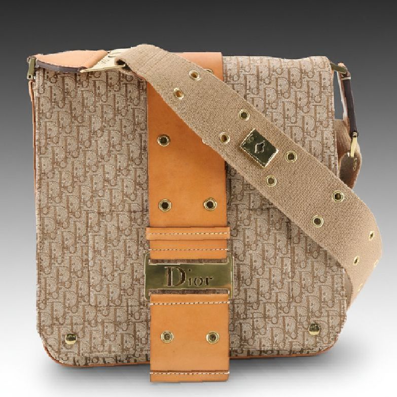 Christian Dior Street Chic Shoulder Bag in Beige Trotter Canvas and Leather