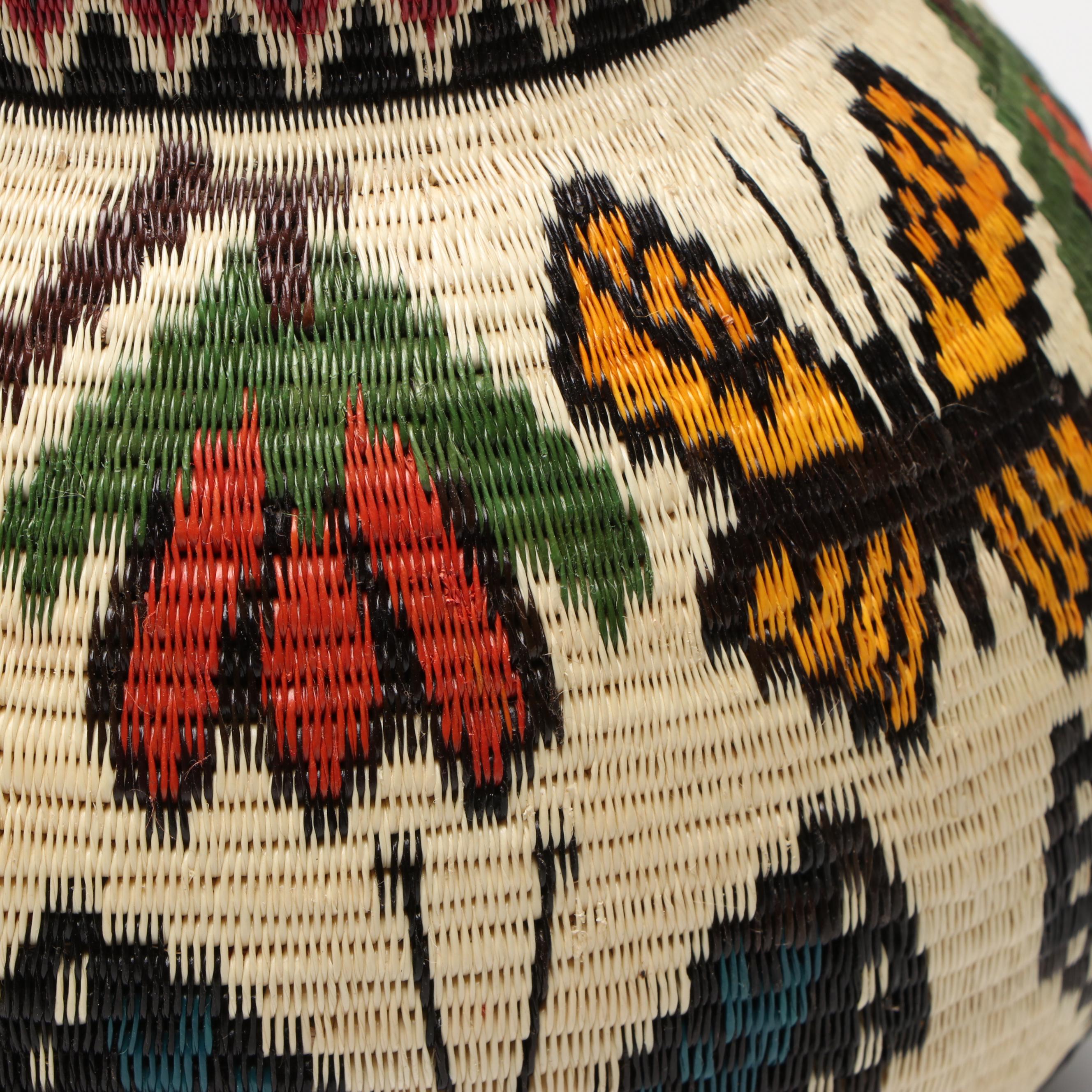 Panamanian Emberá-Wounaan Chunga Fiber Baskets Depicting Foliage and Butterflies