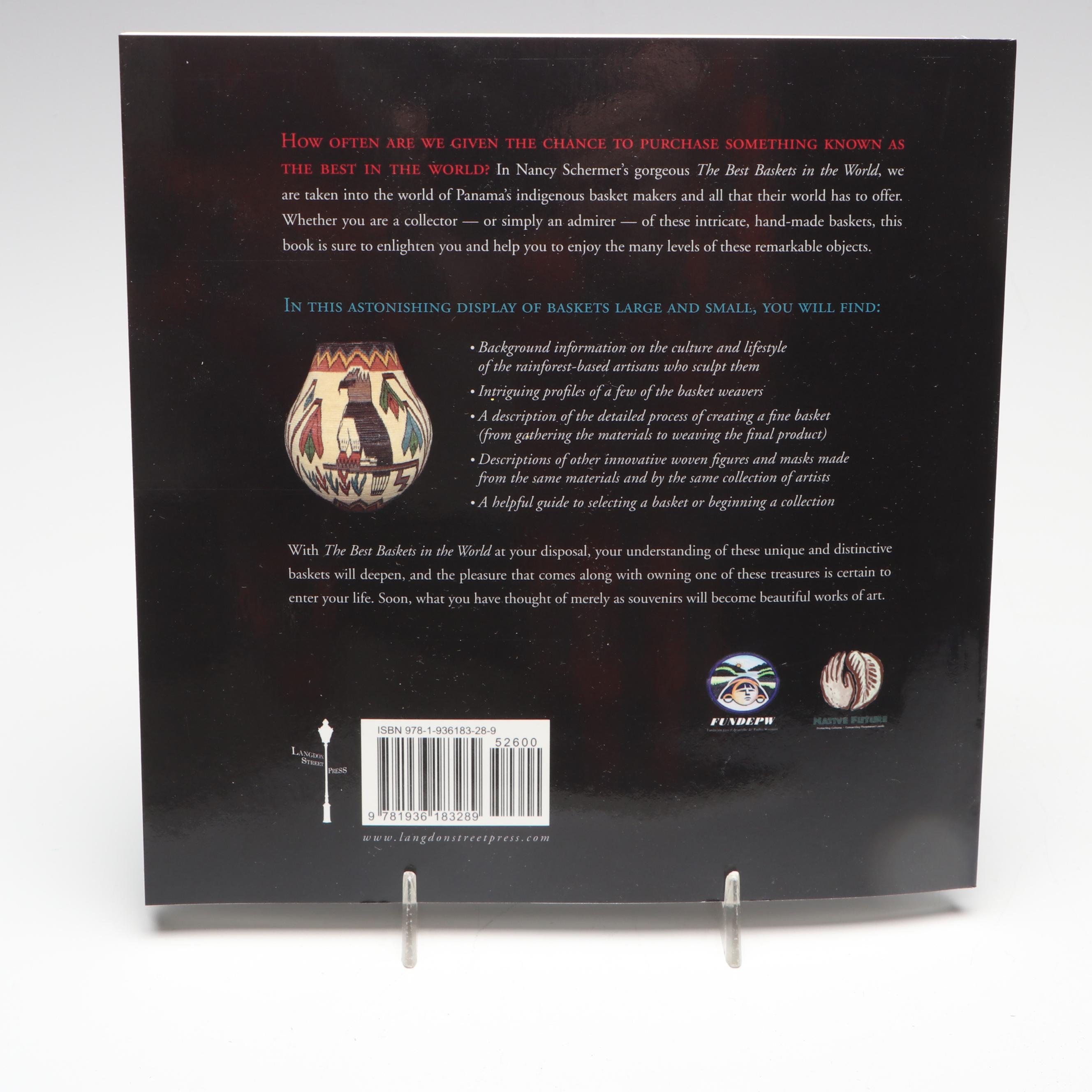 Panamanian Emberá-Wounaan Chunga Fiber Baskets Depicting Foliage and Butterflies