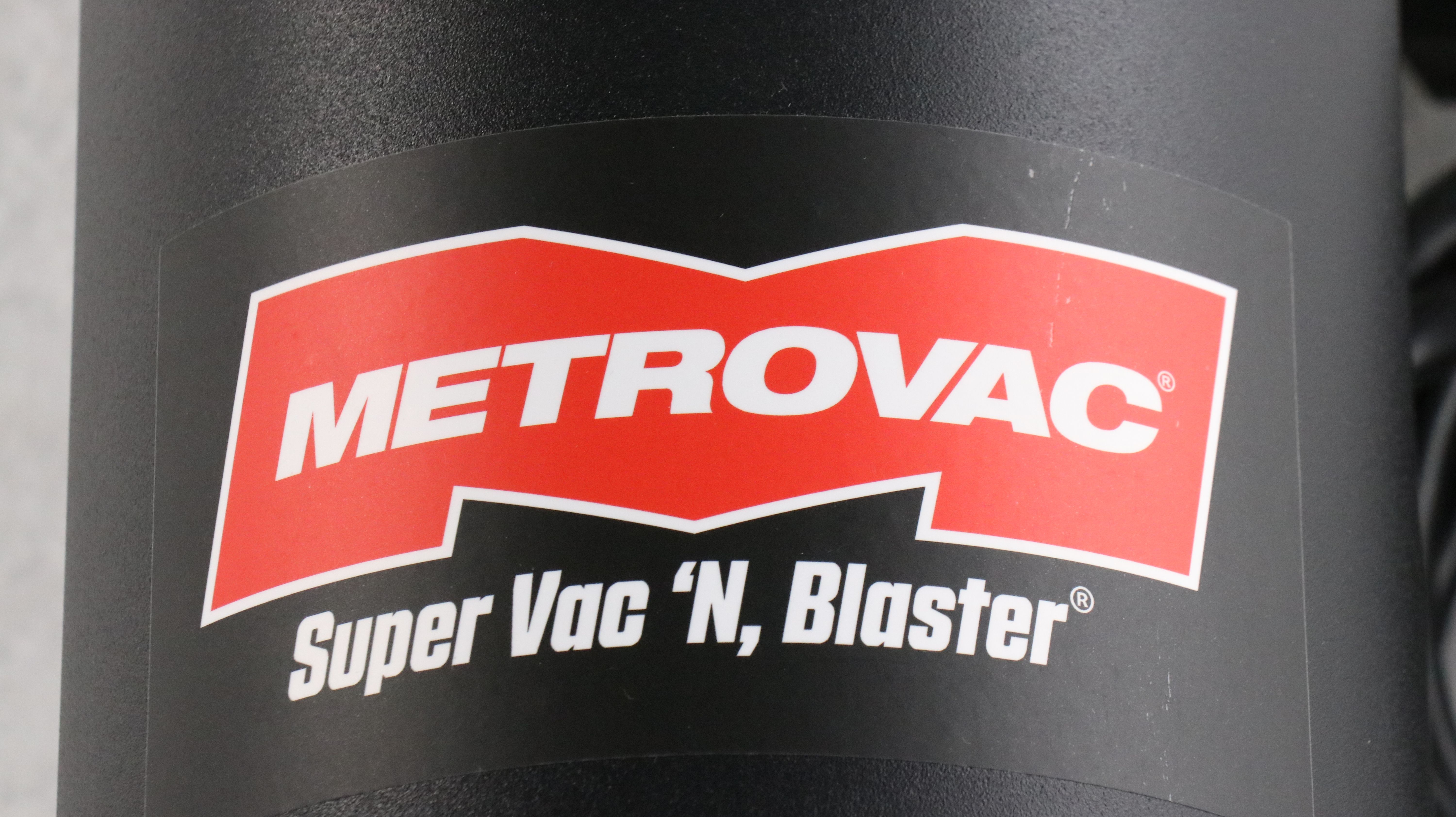 MetroVac Super Vac'N, Blaster with Hose and Accessories