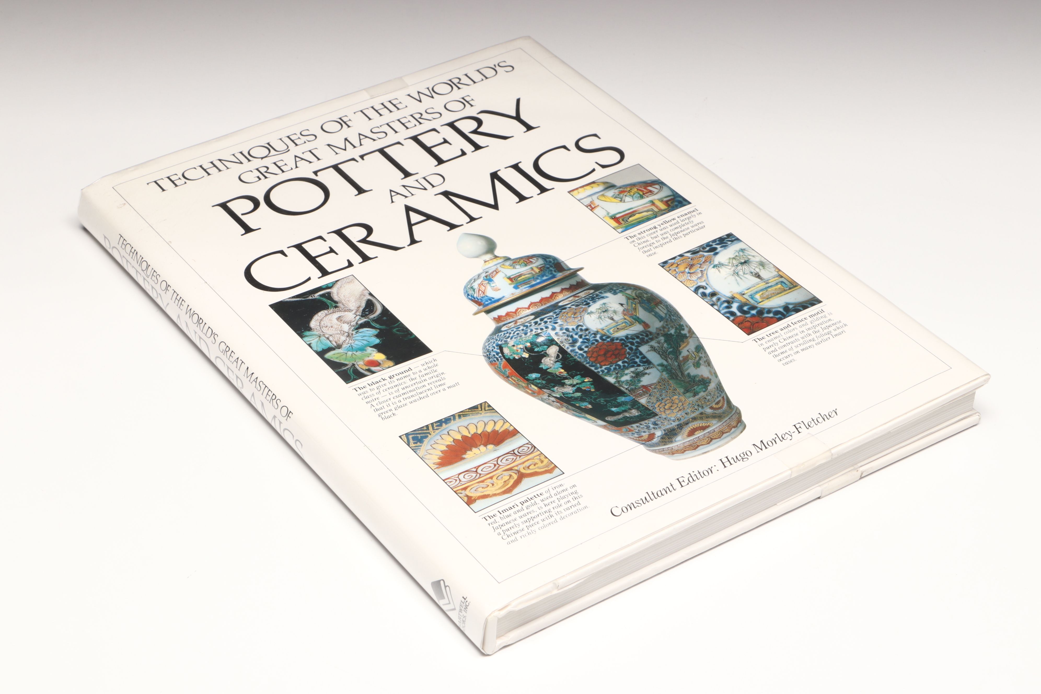 "Ancient Chinese Bronzes in the Shanghai Museum" and More Art History Books