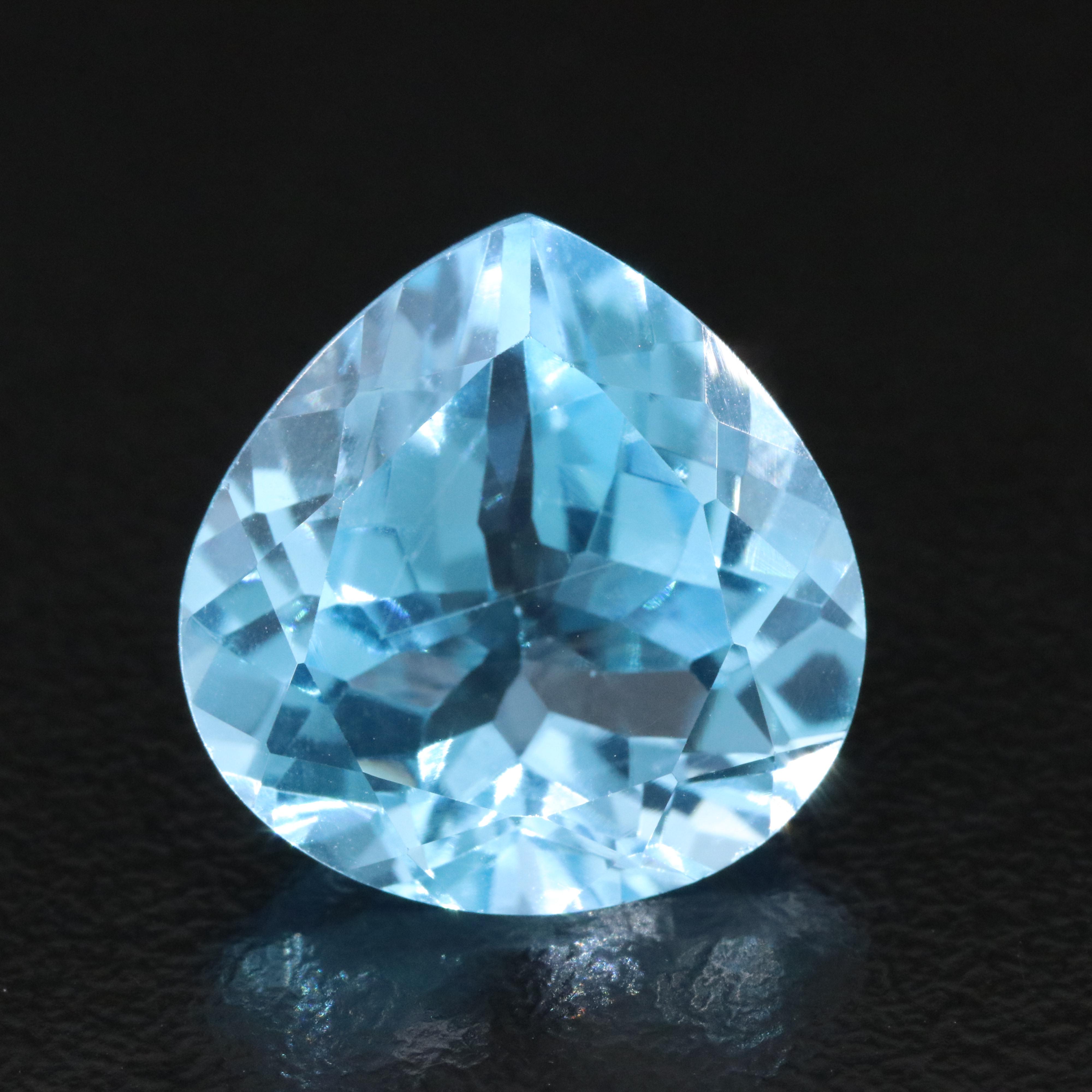 Loose 13.41 CT Swiss Blue Topaz