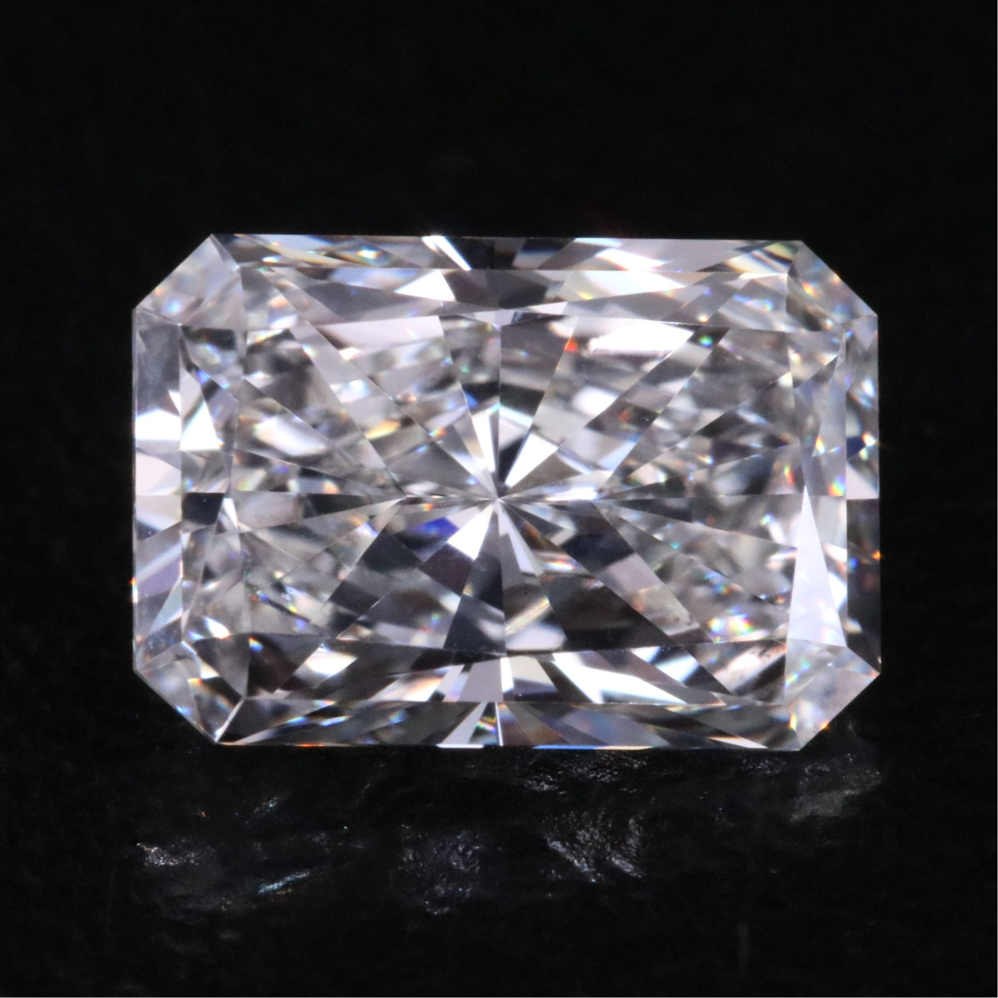 Loose 1.37 CT Lab Grown Diamond with IGI Report