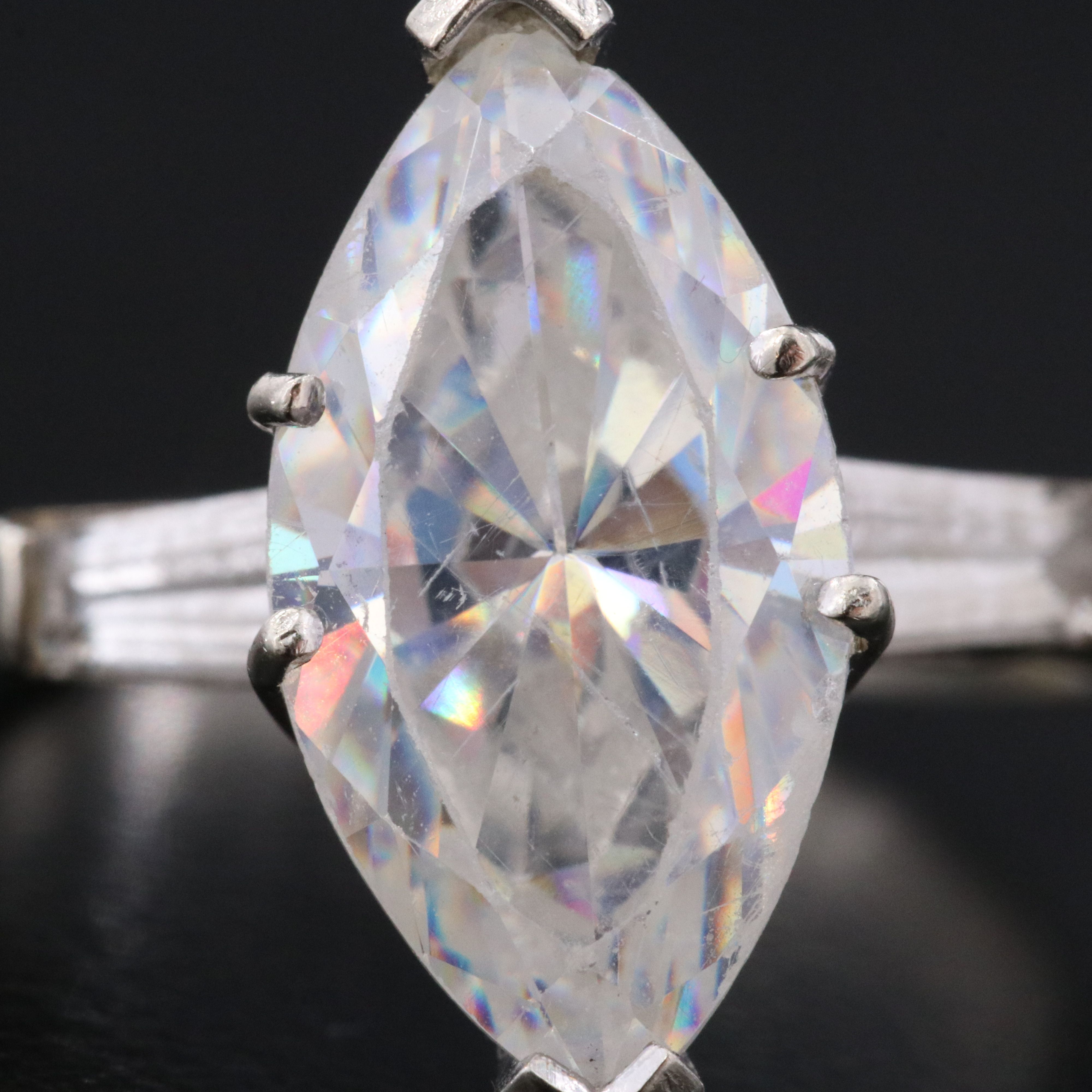 14K Strontium Titanate Ring