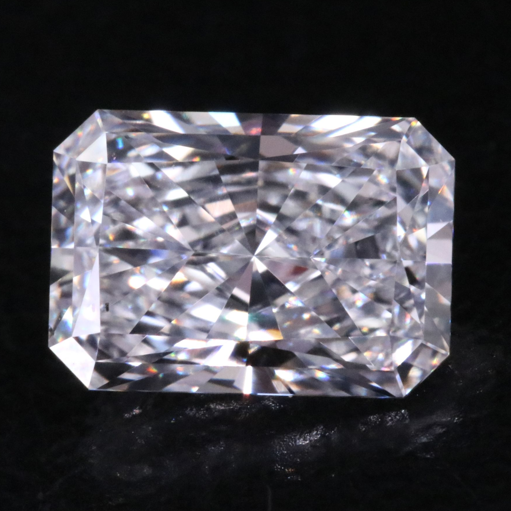 Loose 1.42 CT Lab Grown Diamond with IGI Report