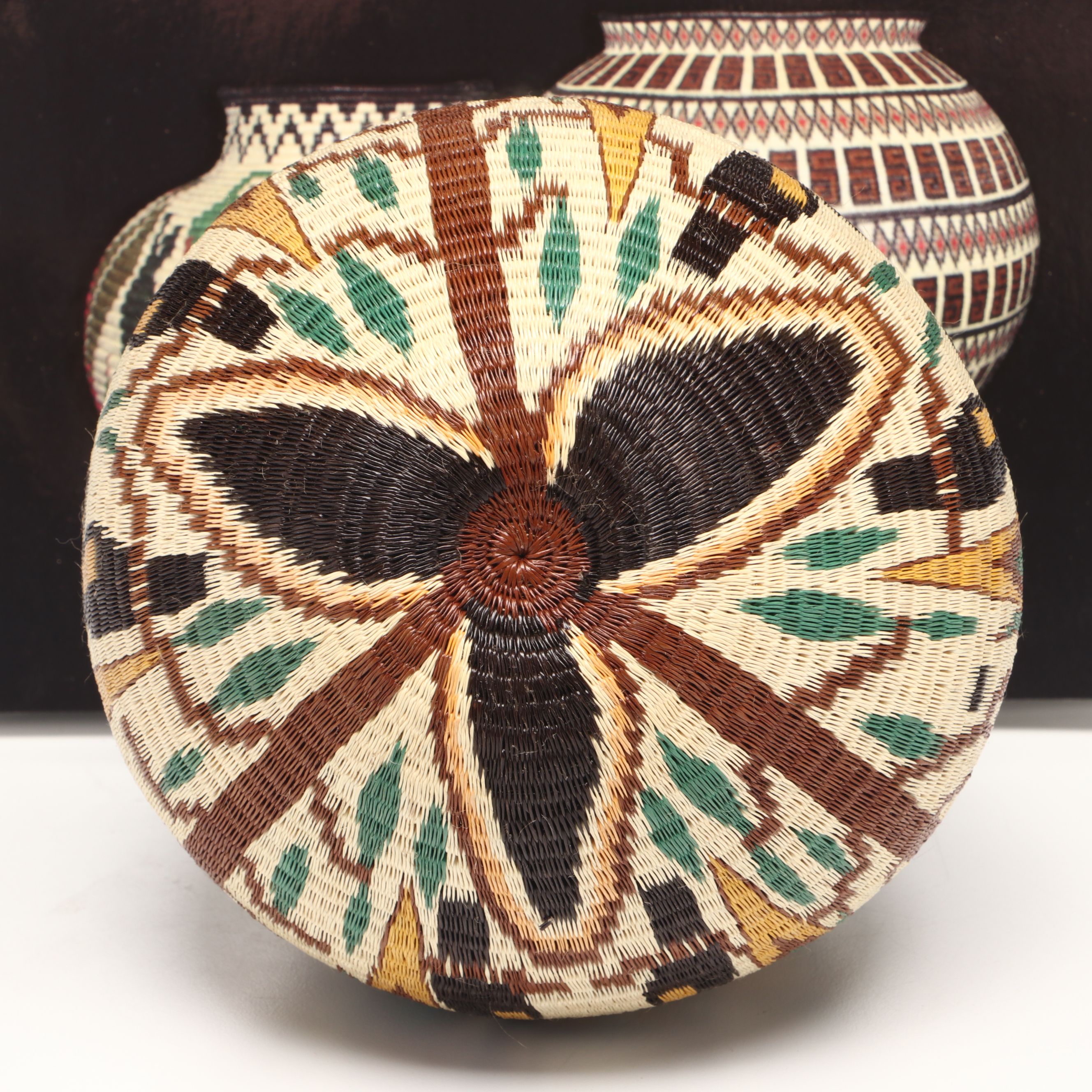 Panamanian Embera-Wounaan Chunga Fiber and Black Palm Basket