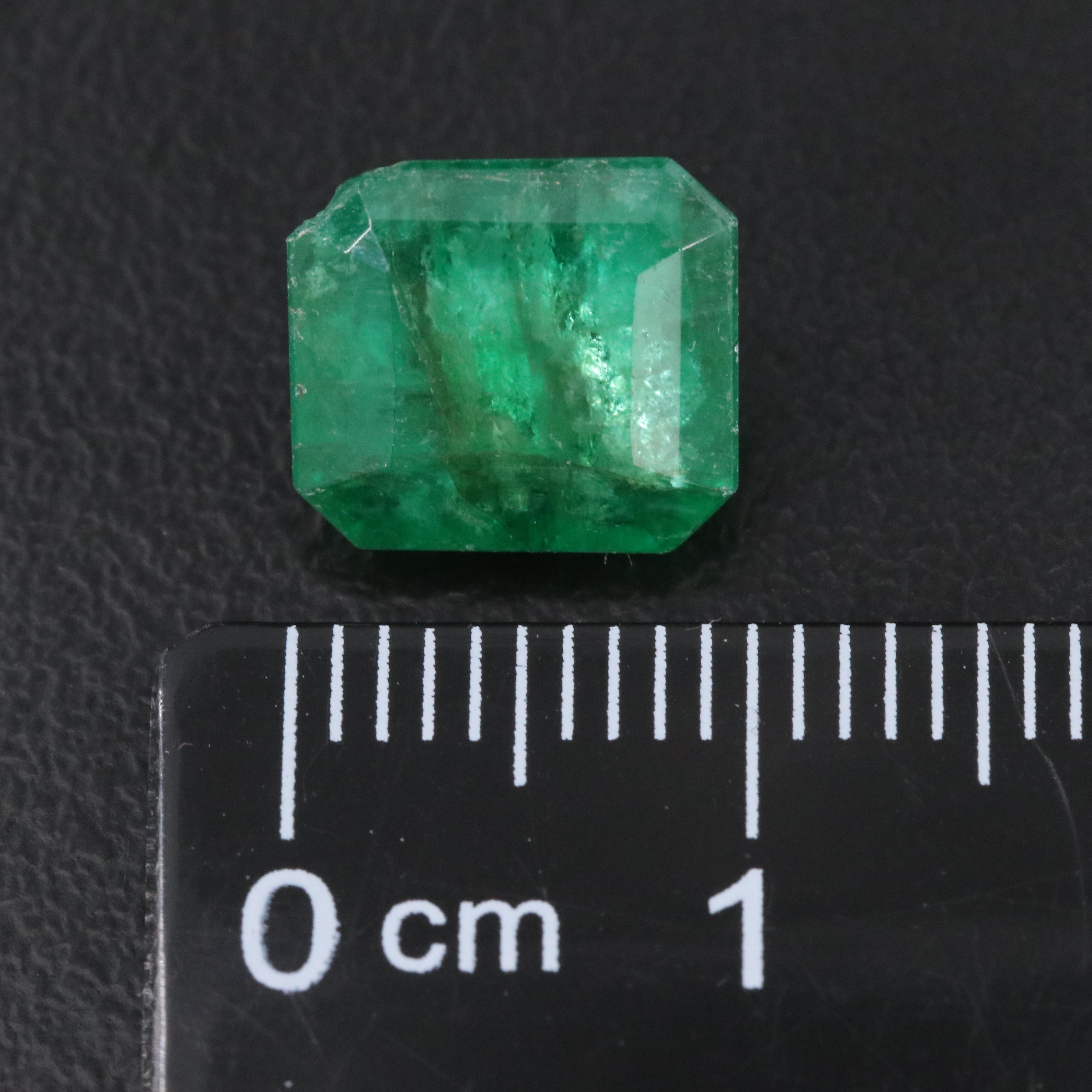 Loose 3.52 CT Emerald