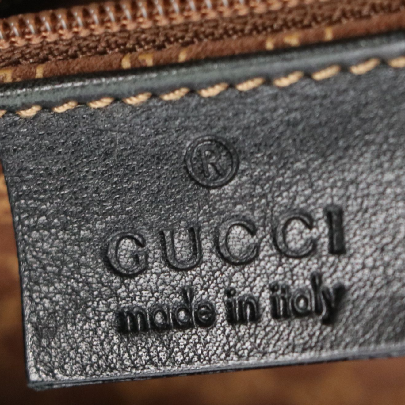 Gucci Hobo Shoulder Bag in Black Calfskin Leather