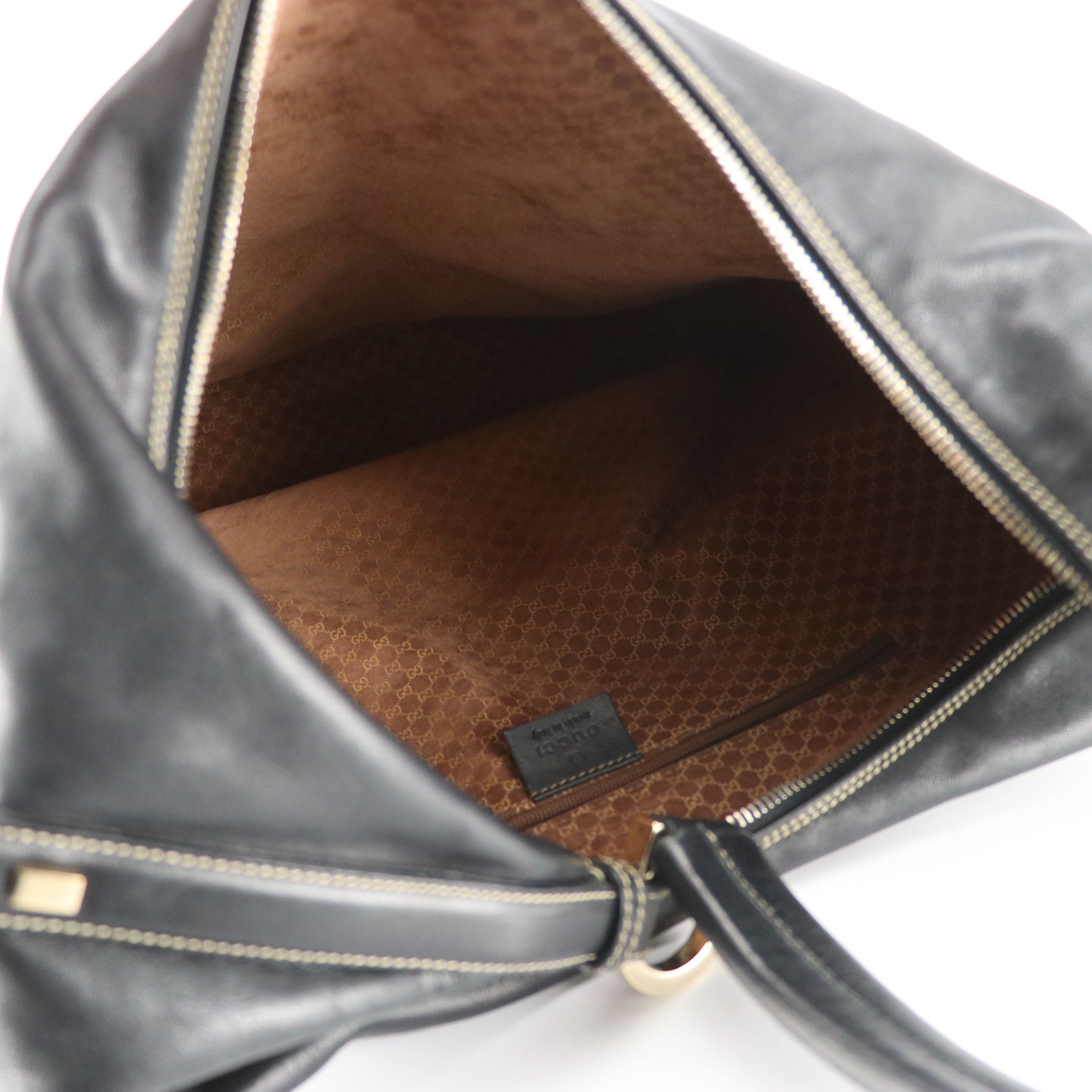 Gucci Hobo Shoulder Bag in Black Calfskin Leather