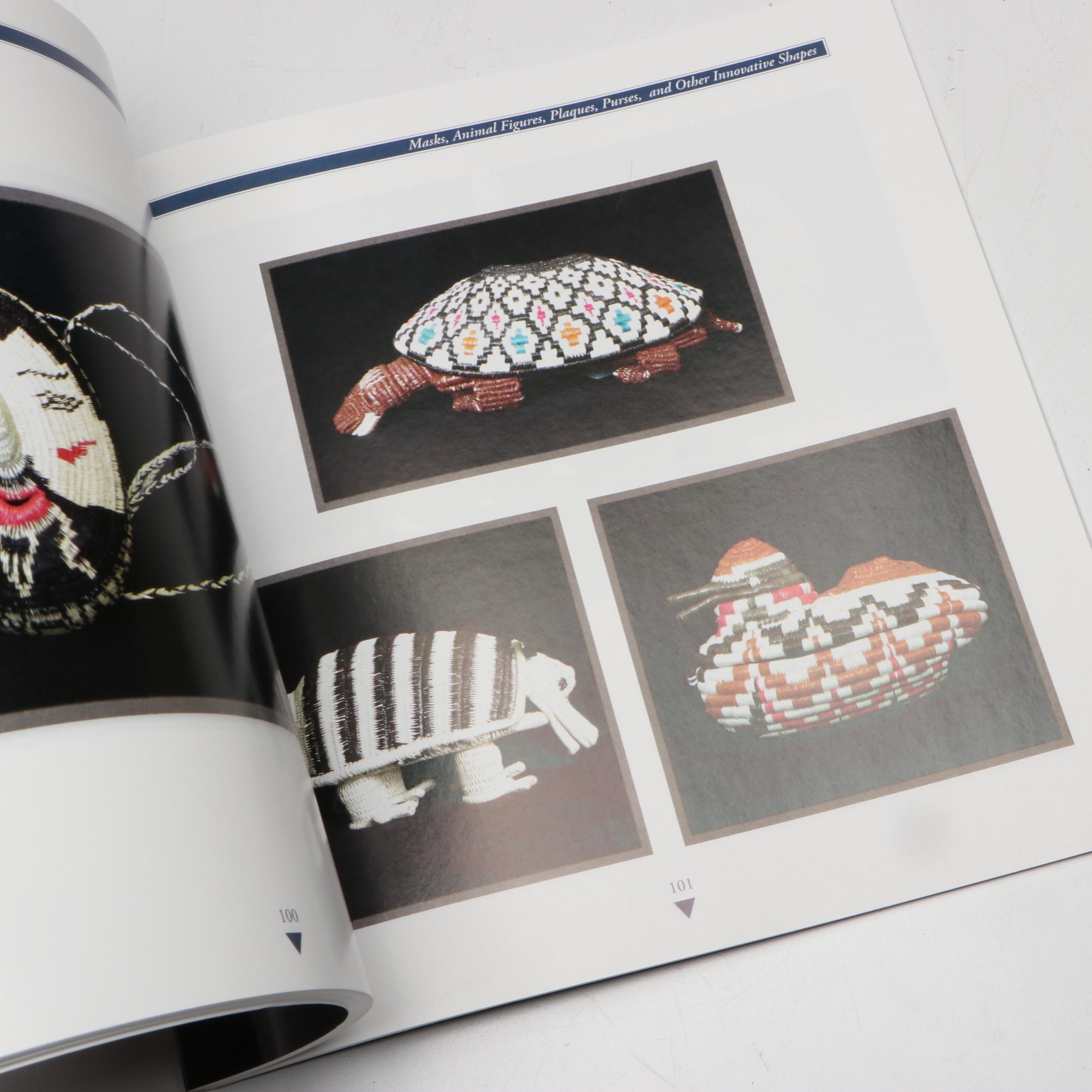 Panamanian Emberá-Wounaan Chunga Fiber Basket Depicting Tropical Birds