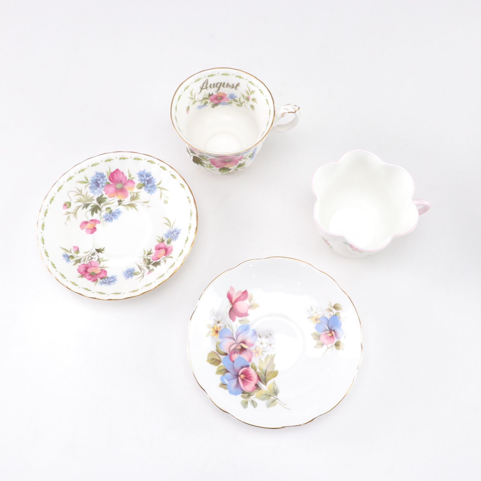 English Porcelain Teacups, Saucers & Teapot