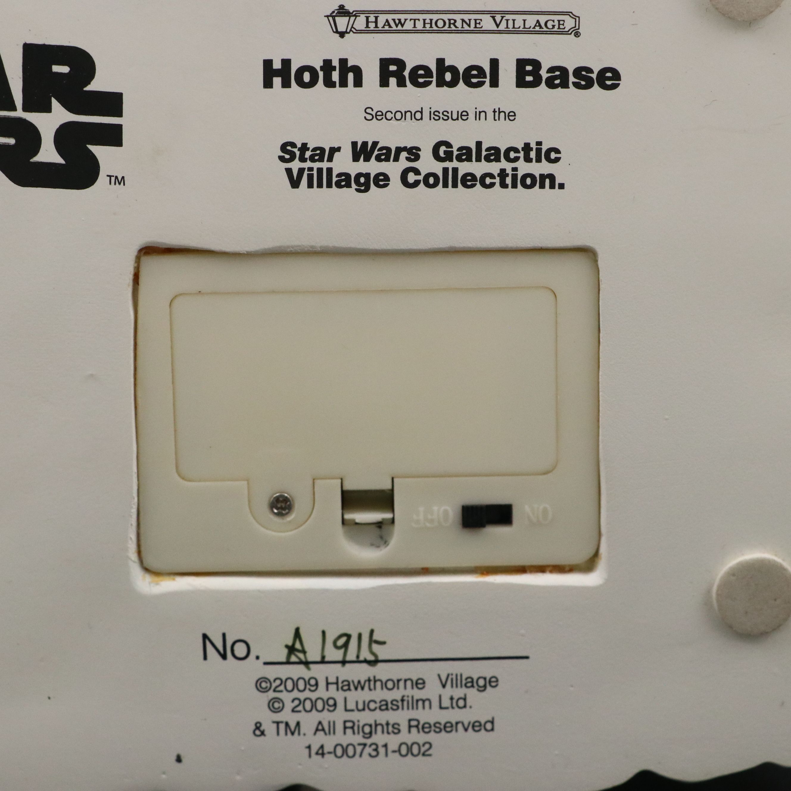 Hawthorne Village "Hoth Rebel Base" Star Wars Galactic Village Miniature