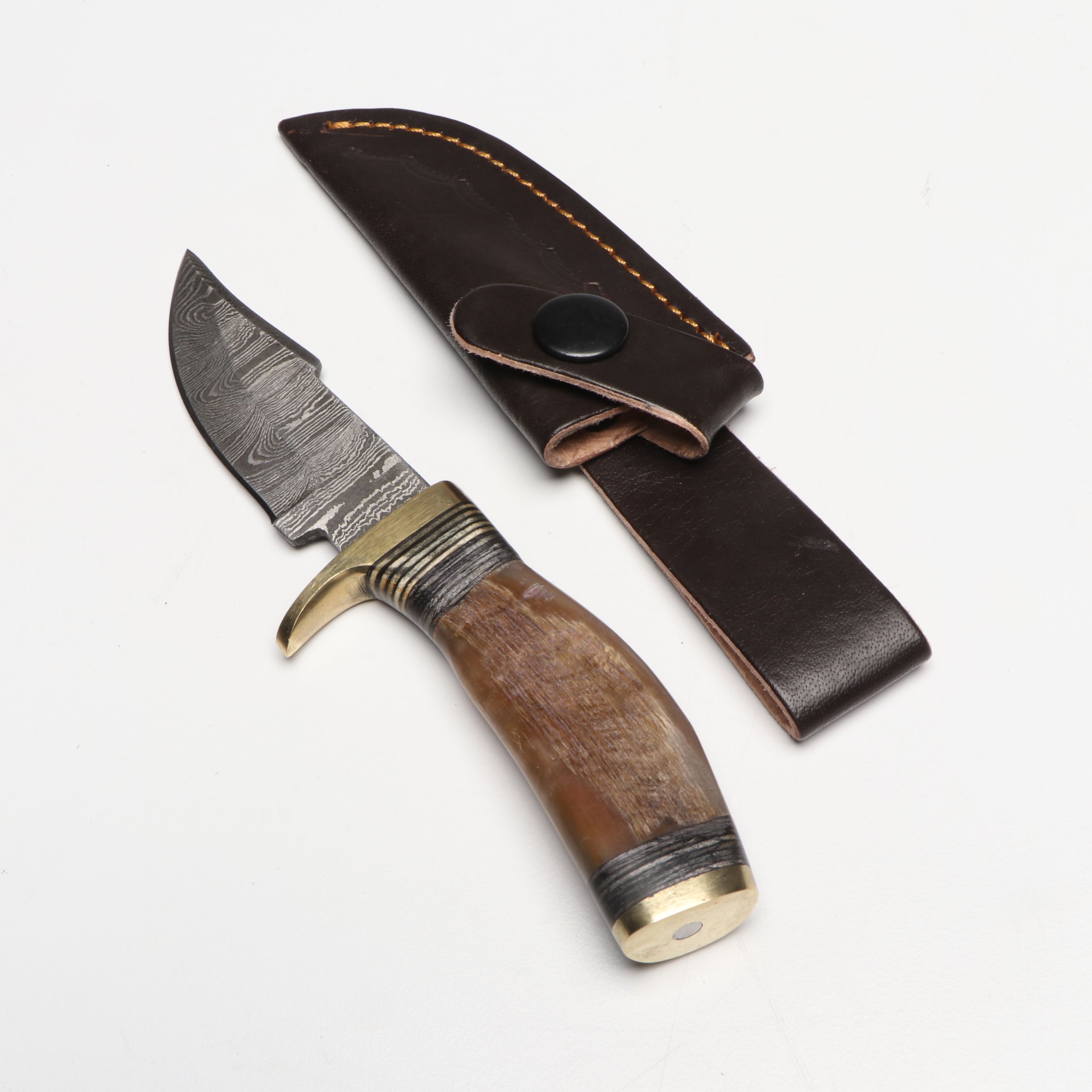 Bone and Antler Handled Damascus Steel Skinner Knives in Leather Scabbards