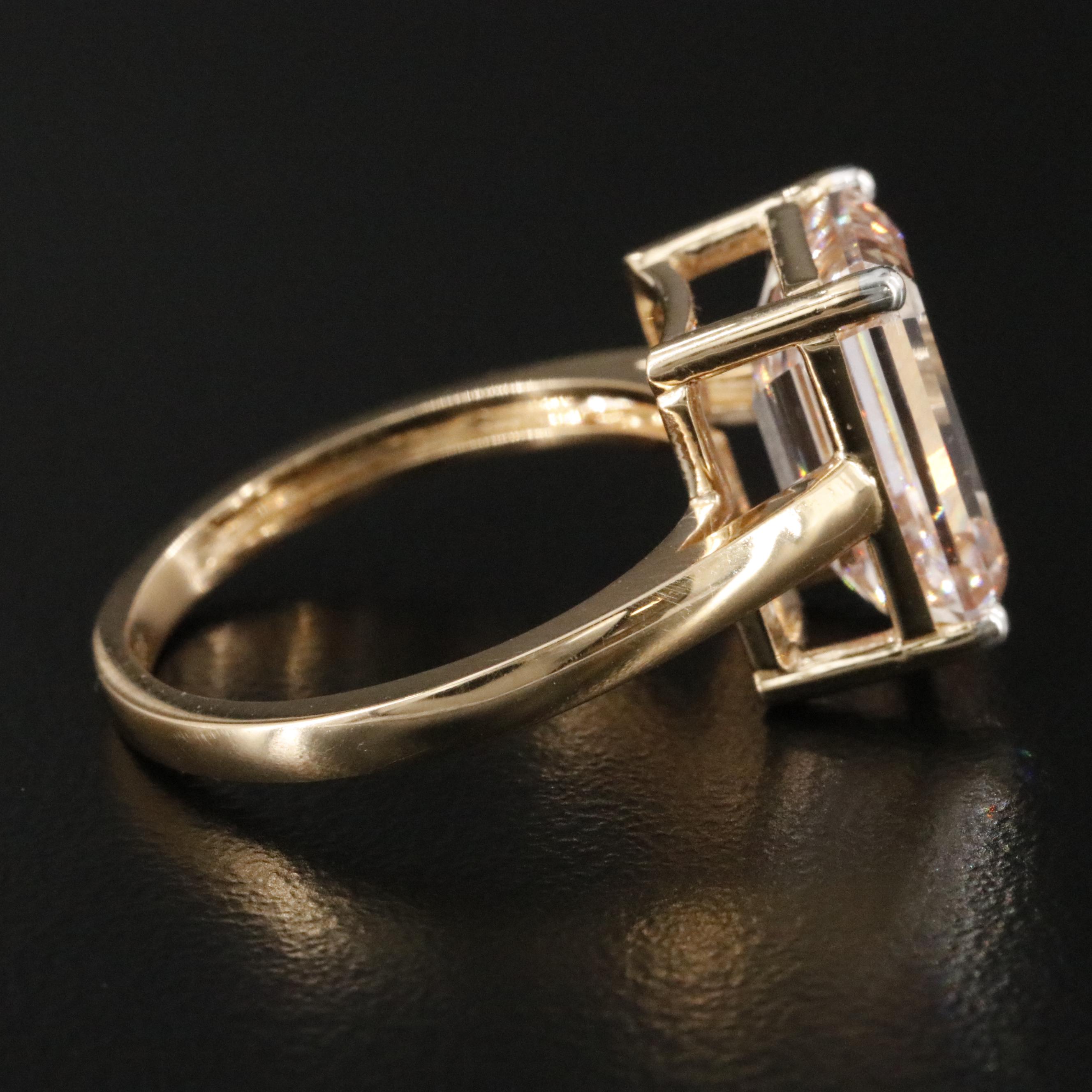 18K 5.12 CT Lab Grown Fancy Pink Diamond Solitaire Ring with IGI Report