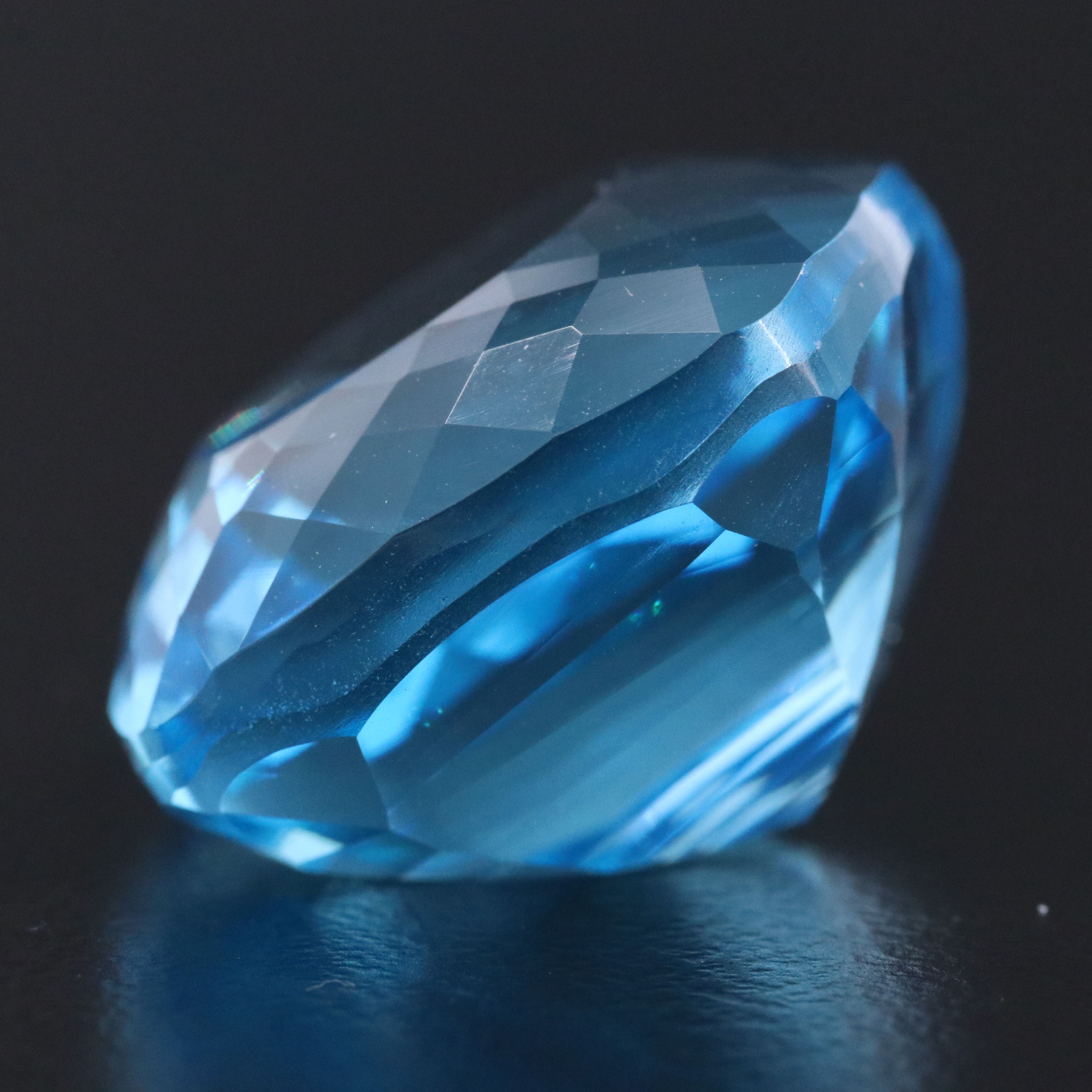 Loose 45.36 CT Blue Topaz