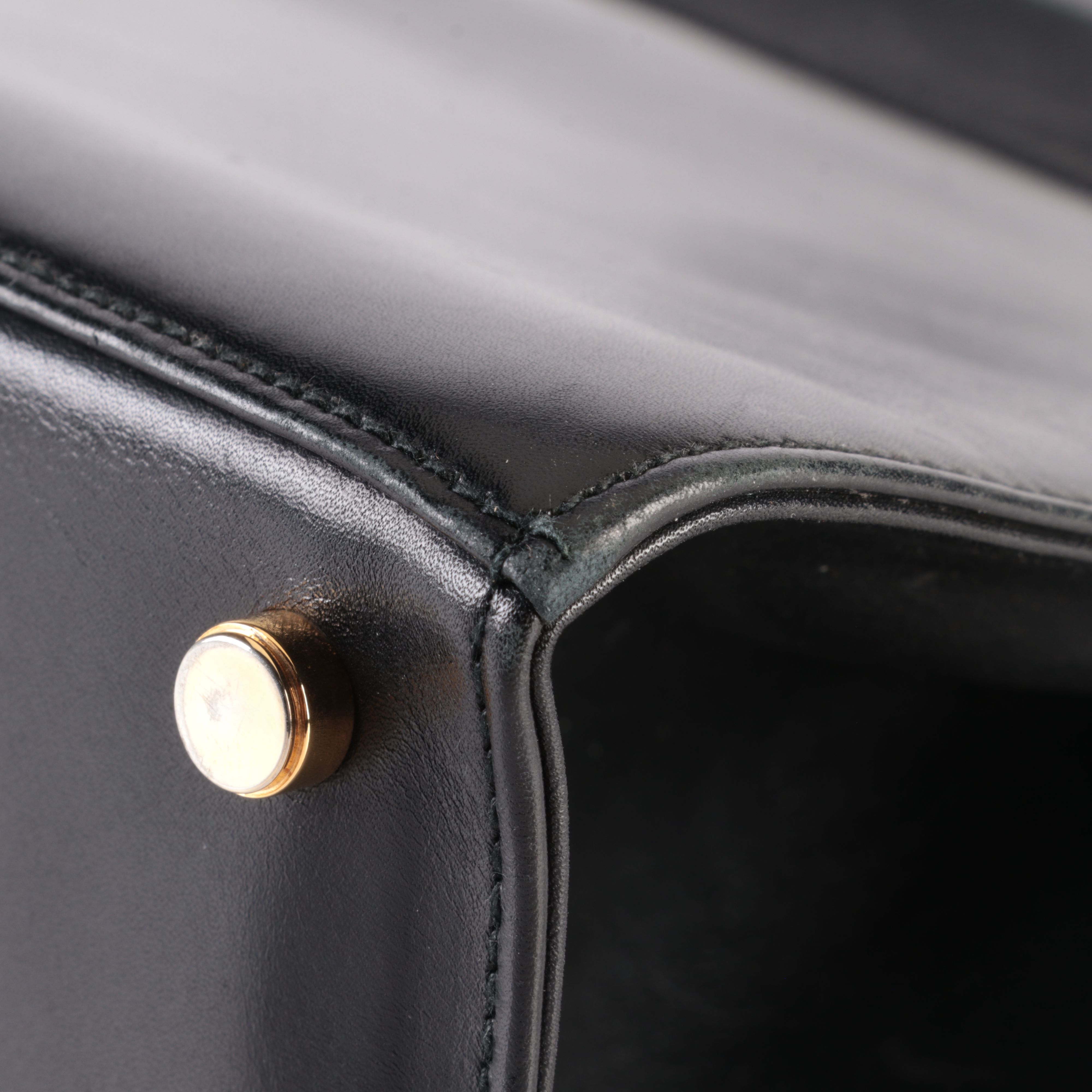 Salvatore Ferragamo Vara Bow Handbag in Black Leather