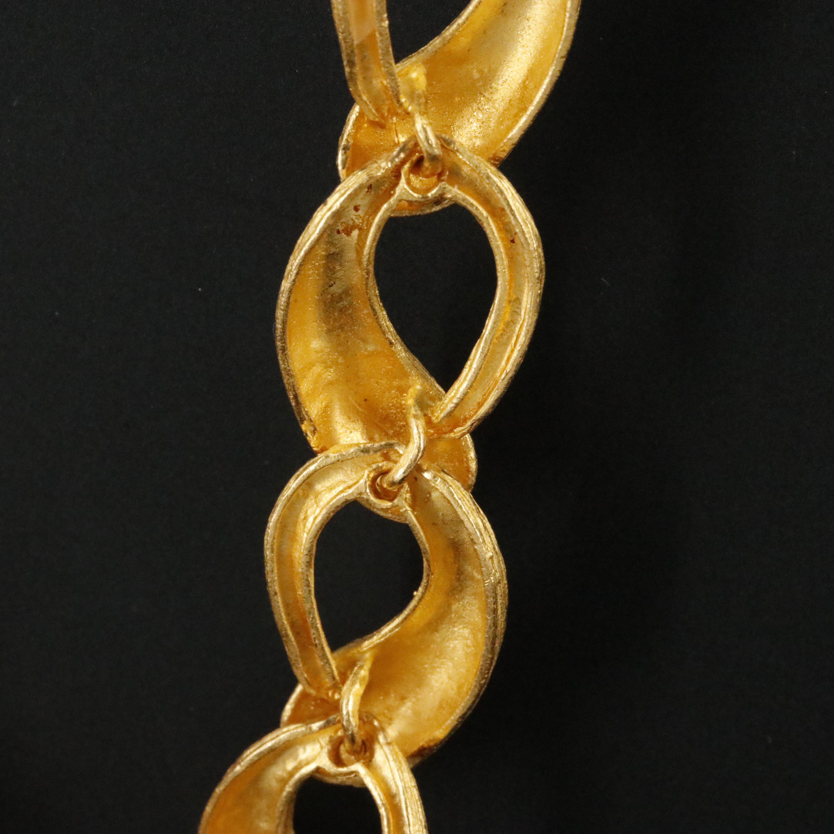 24K Interlocking Chain Necklace with Brushed Finish