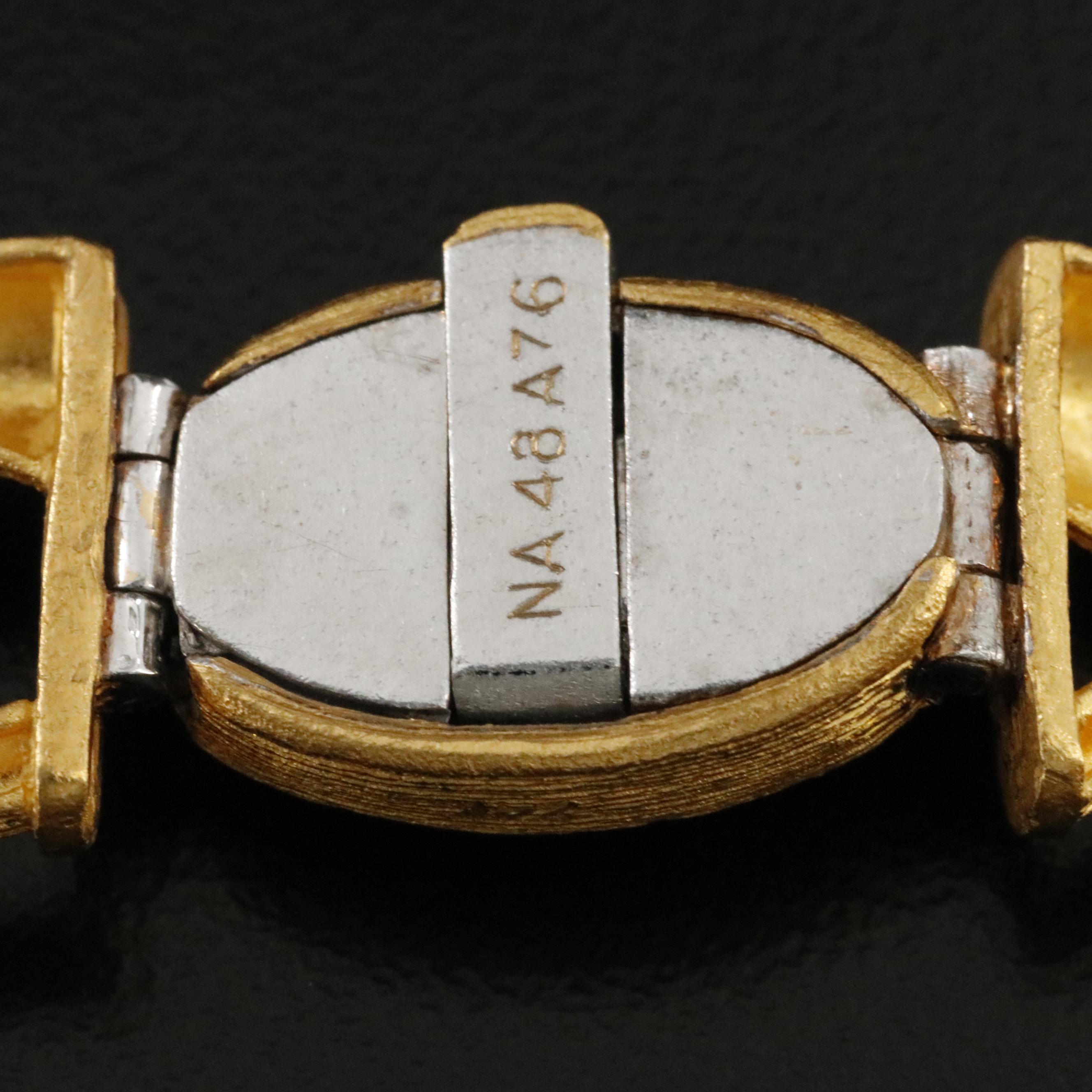 24K Interlocking Chain Necklace with Brushed Finish