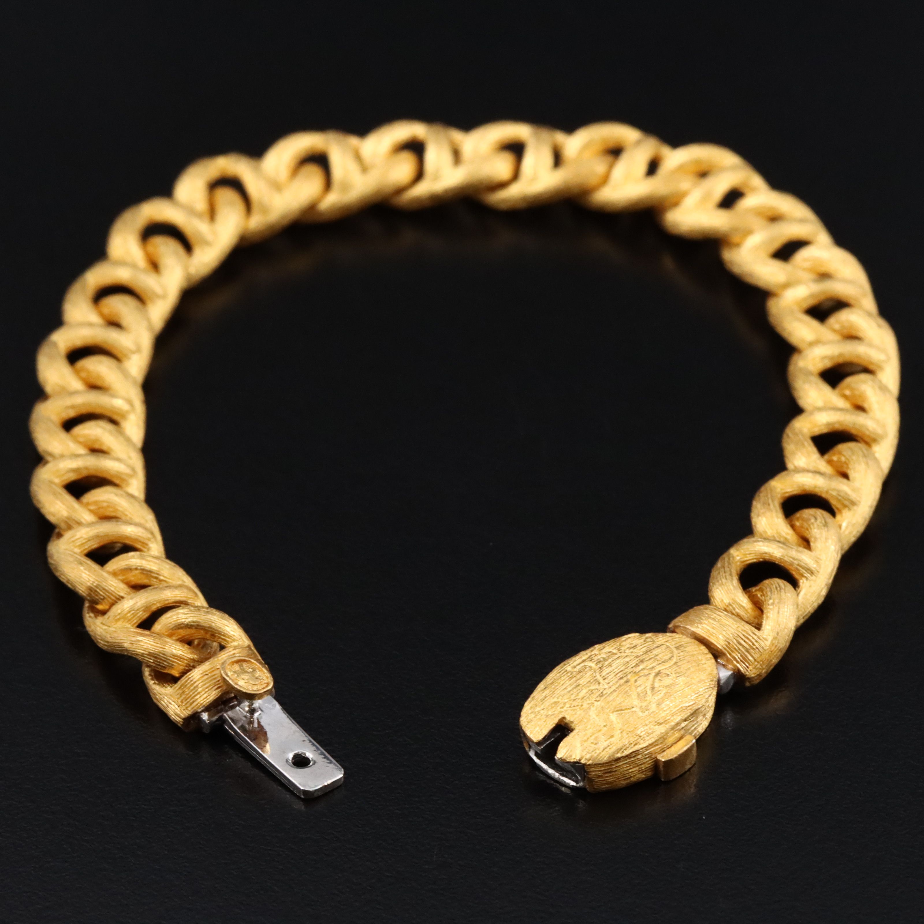 24K Mariner Chain Bracelet with Brushed Finish