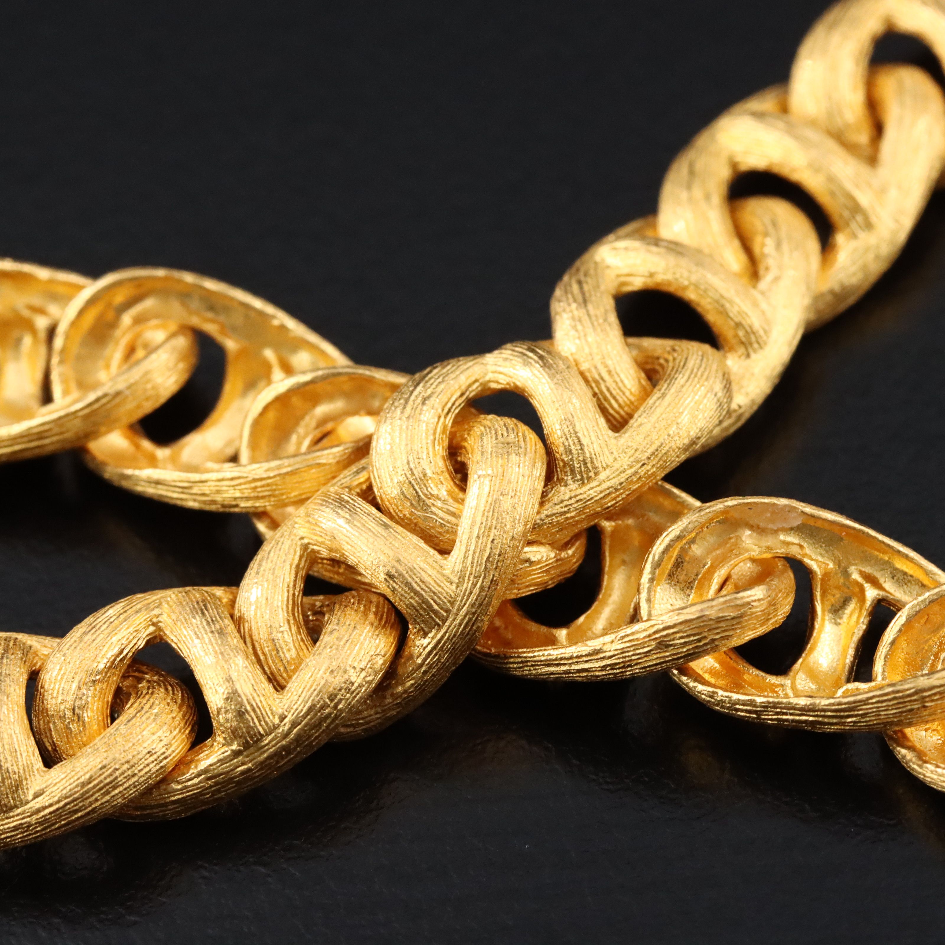 24K Mariner Chain Bracelet with Brushed Finish