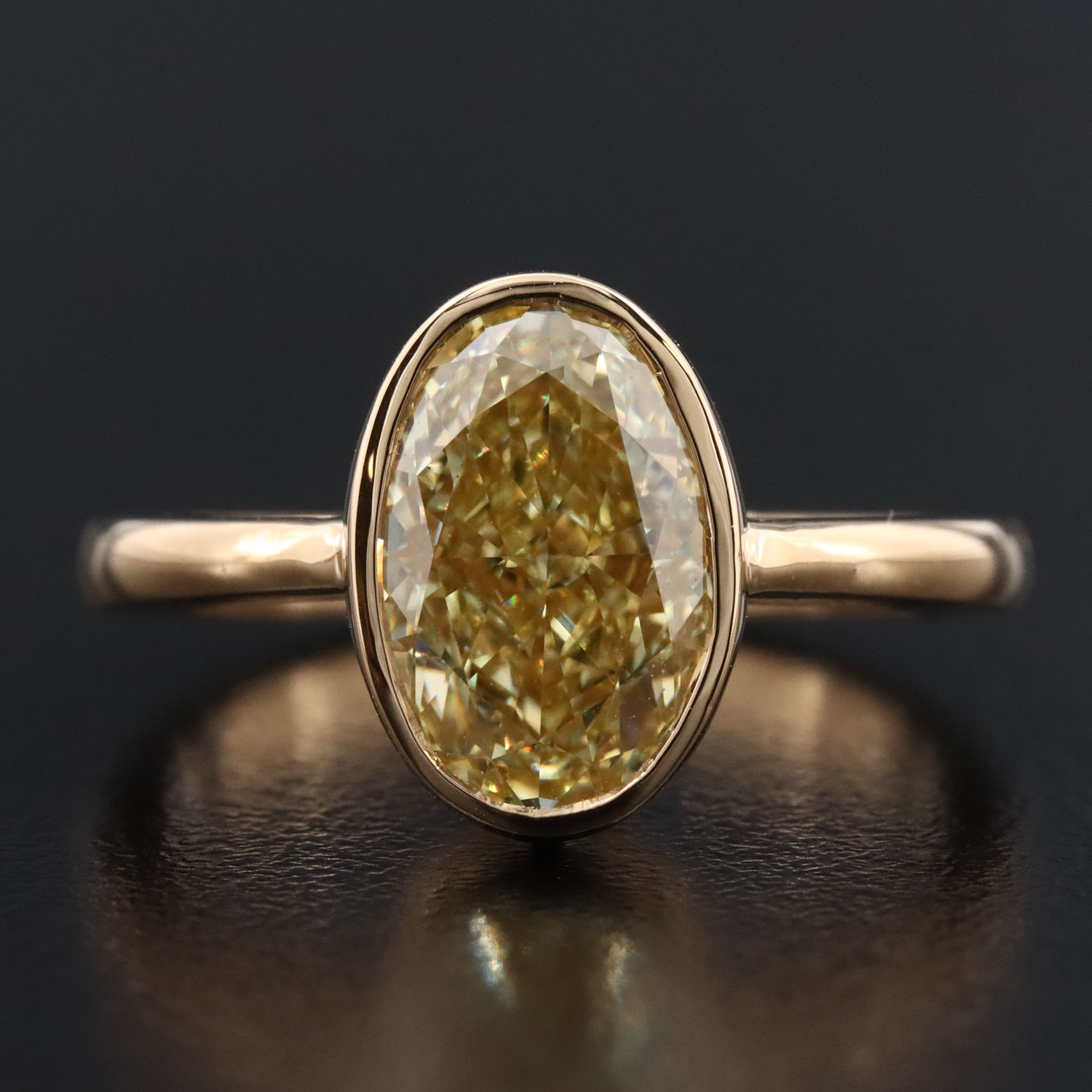 18K 3.07 CT Lab Grown Fancy Yellow Diamond Solitaire Ring with IGI Report