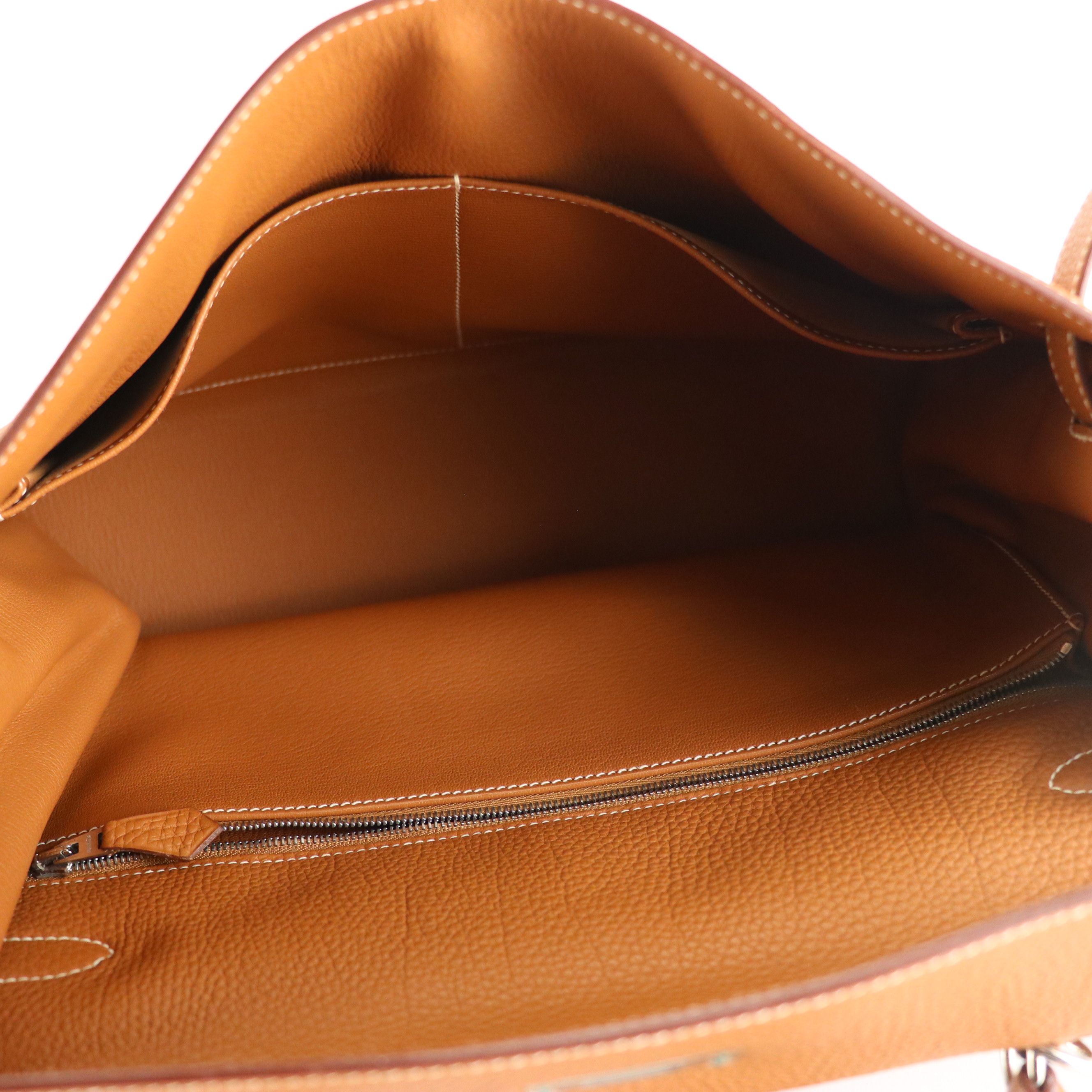 Hermès Kelly 35 Satchel in Caramel Brown Clemence Leather