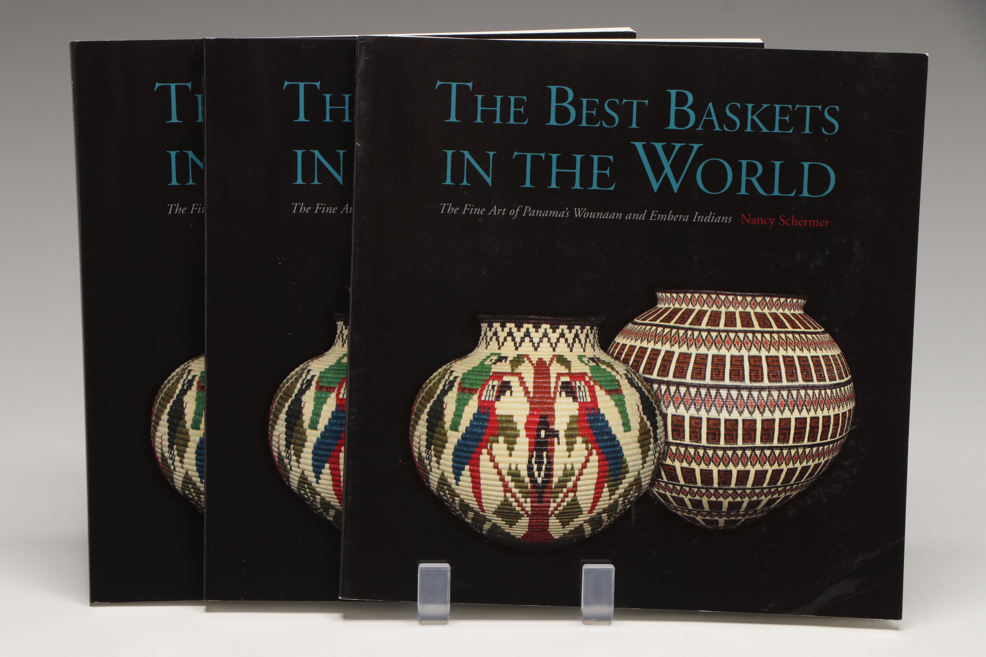 Emberá-Wounaan Handwoven Chunga Palm Fiber Baskets and Necklace