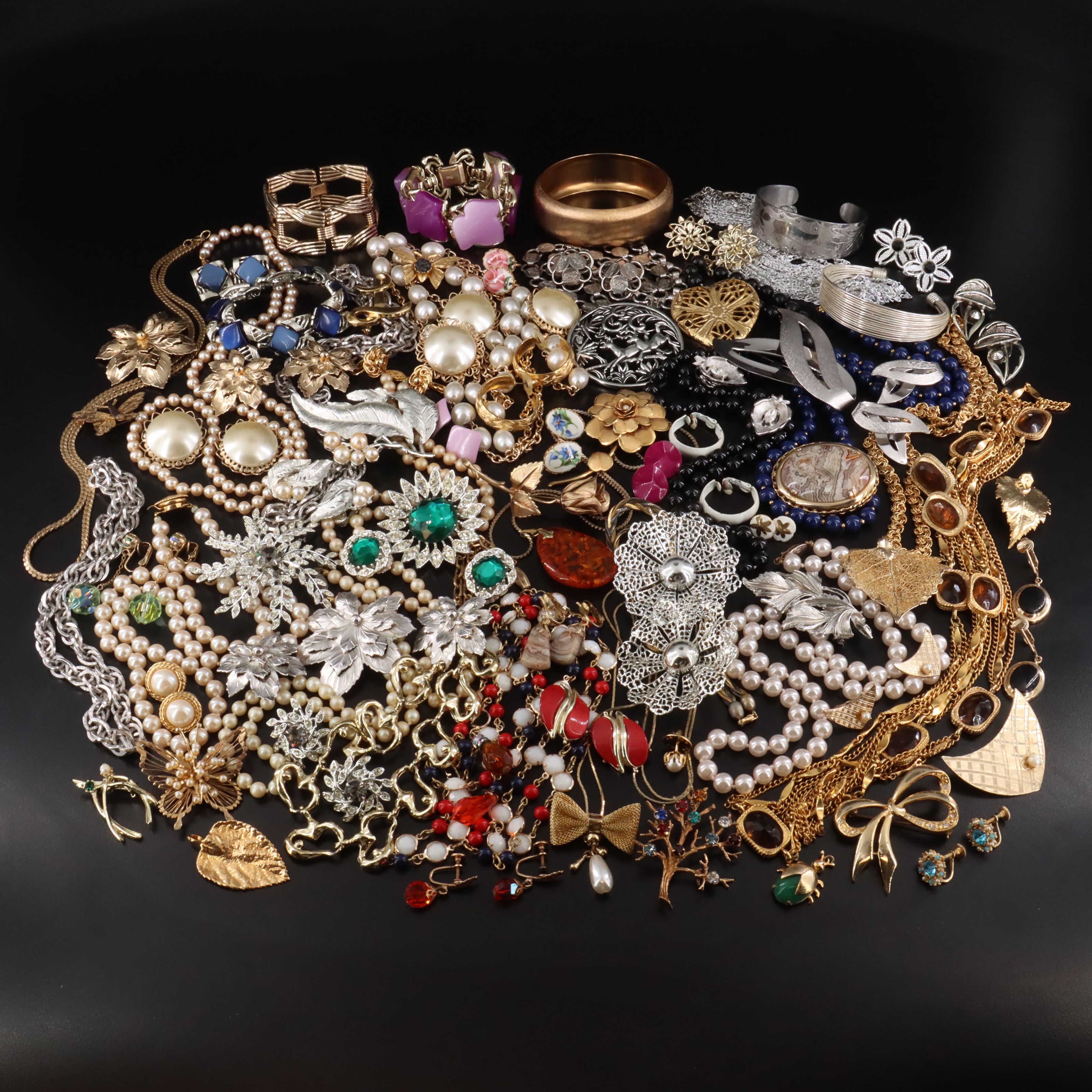 Agate, Glass Pearls and Rhinestones Featured in Costume Jewelry Collection