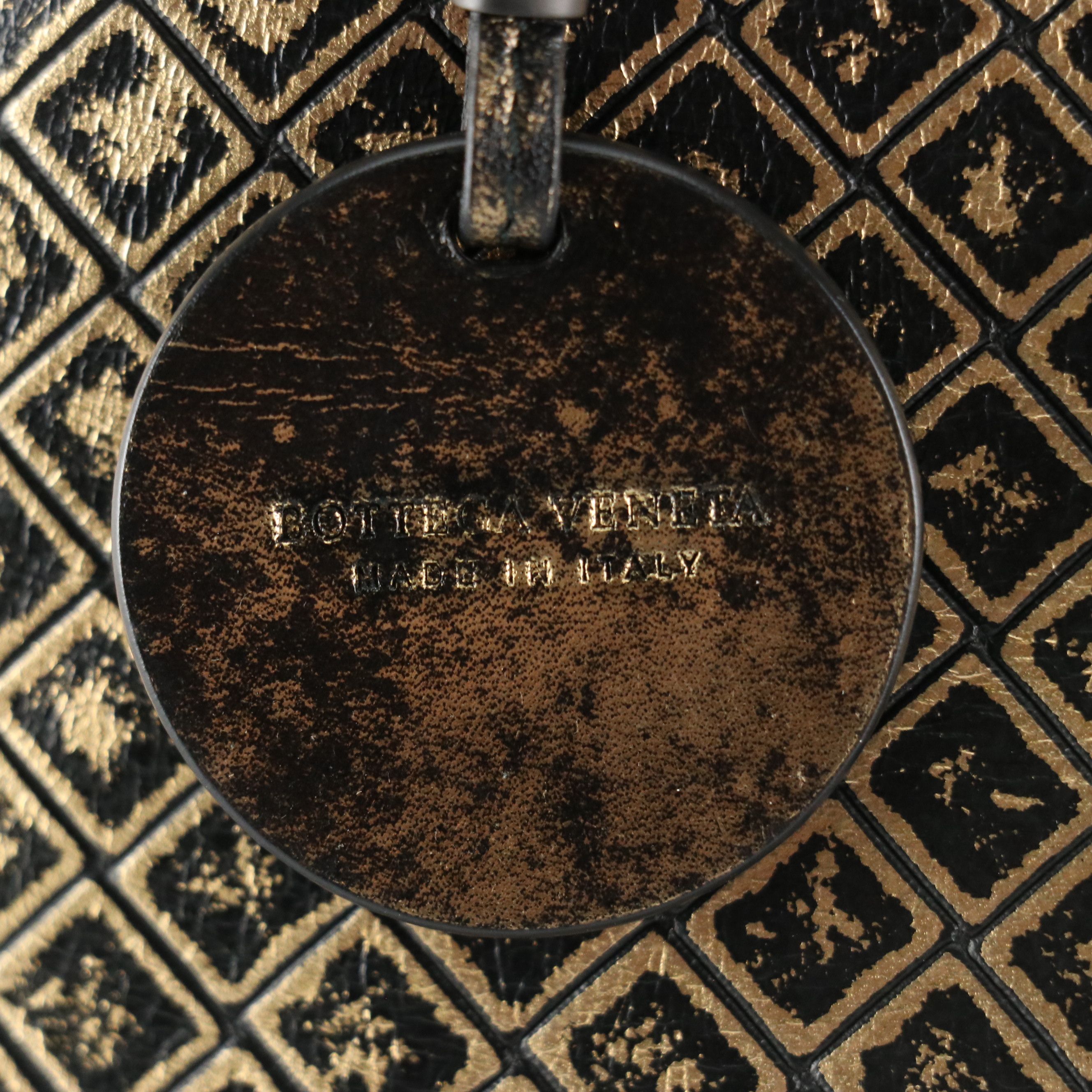 Bottega Veneta Tote Bag in Metallic Gold Intrecciomirage Printed Leather